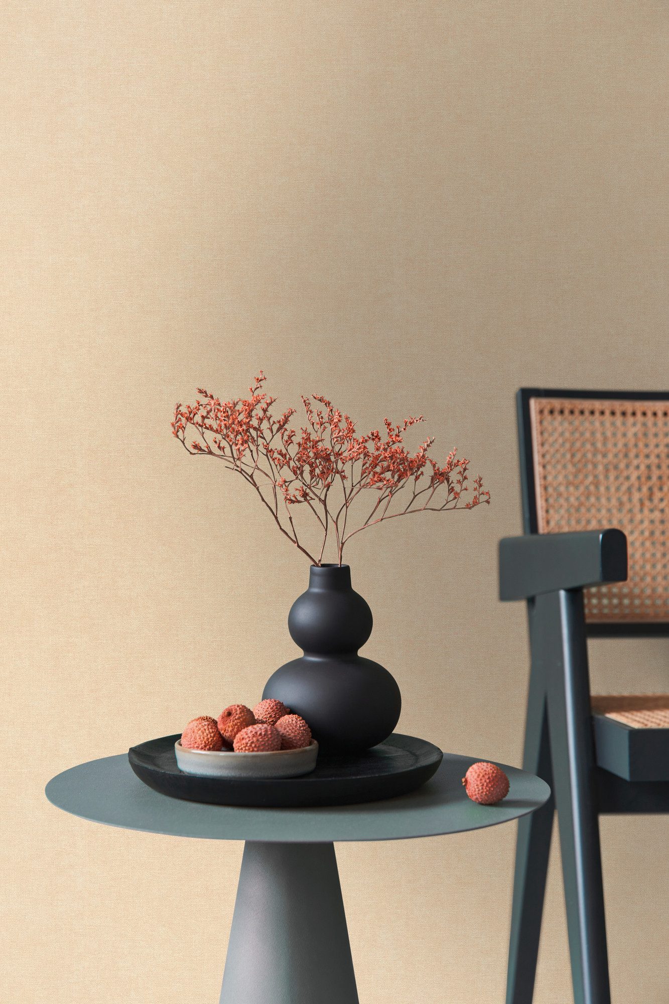 living walls Vliestapete Smart Surfaces einfarbige Tapete Unitapete Struktur-Optik Landhaus, strukturiert, matt, (1 St), Vliestapete Textil-Optik für Schlafzimmer Küche Wohnzimmer Uni Design