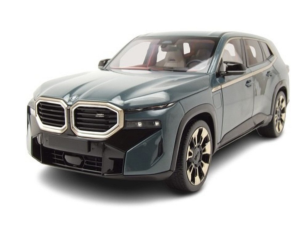 Minichamps Modellauto BMW XM 2023 grün metallic, Maßstab 1:18