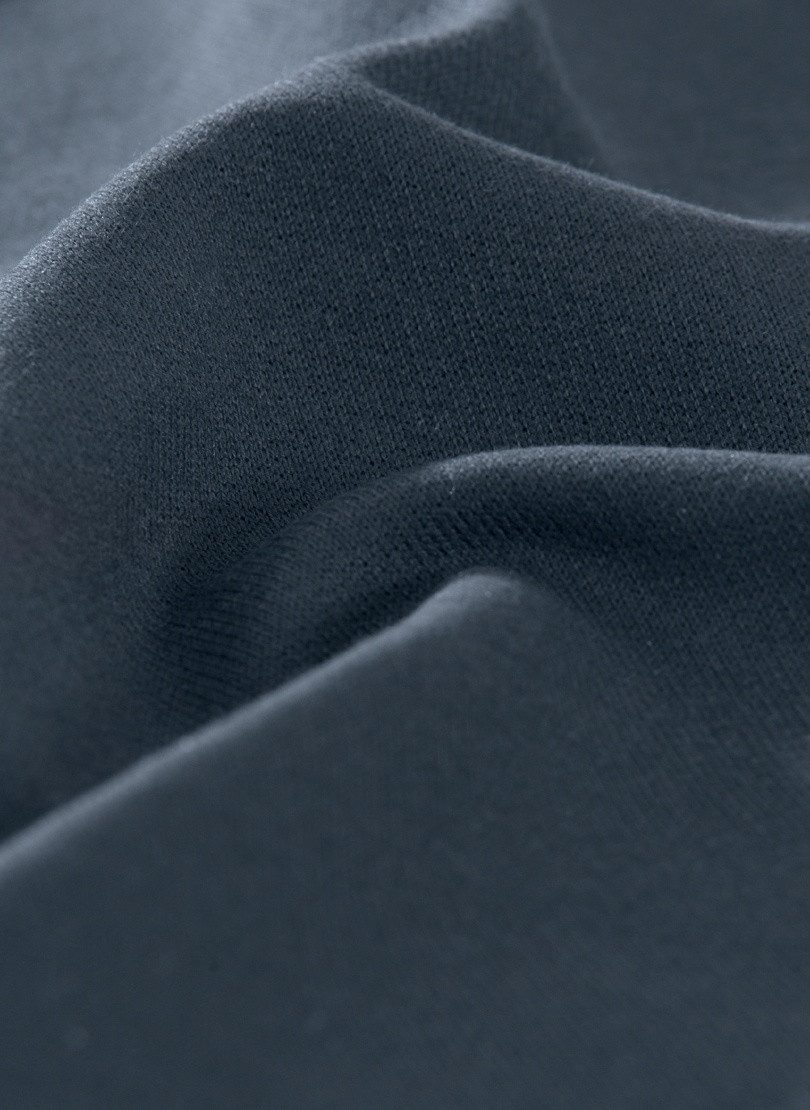 Trigema Sweatjacke TRIGEMA Raglanjacke aus Sweat-Qualität (1-tlg)