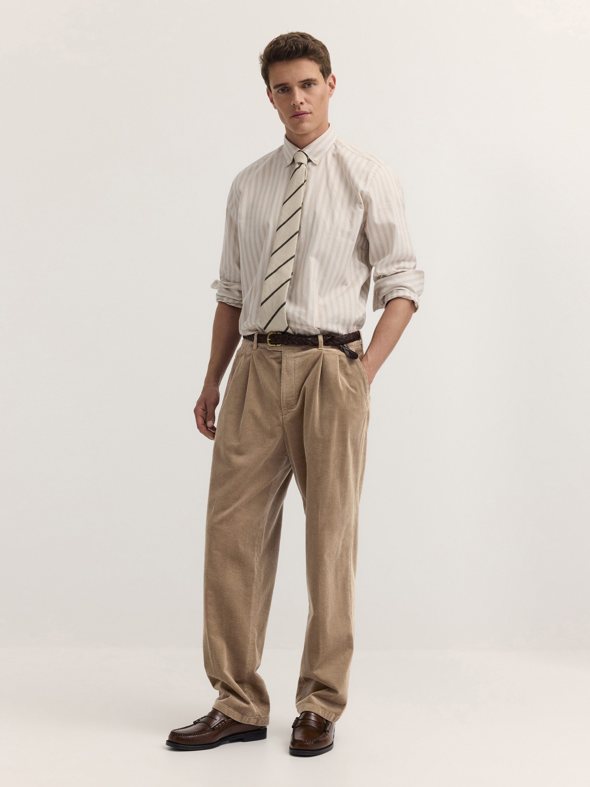 bugatti Bundfaltenhose Relaxed Fit Relaxed Fit Cord Baumwollmix