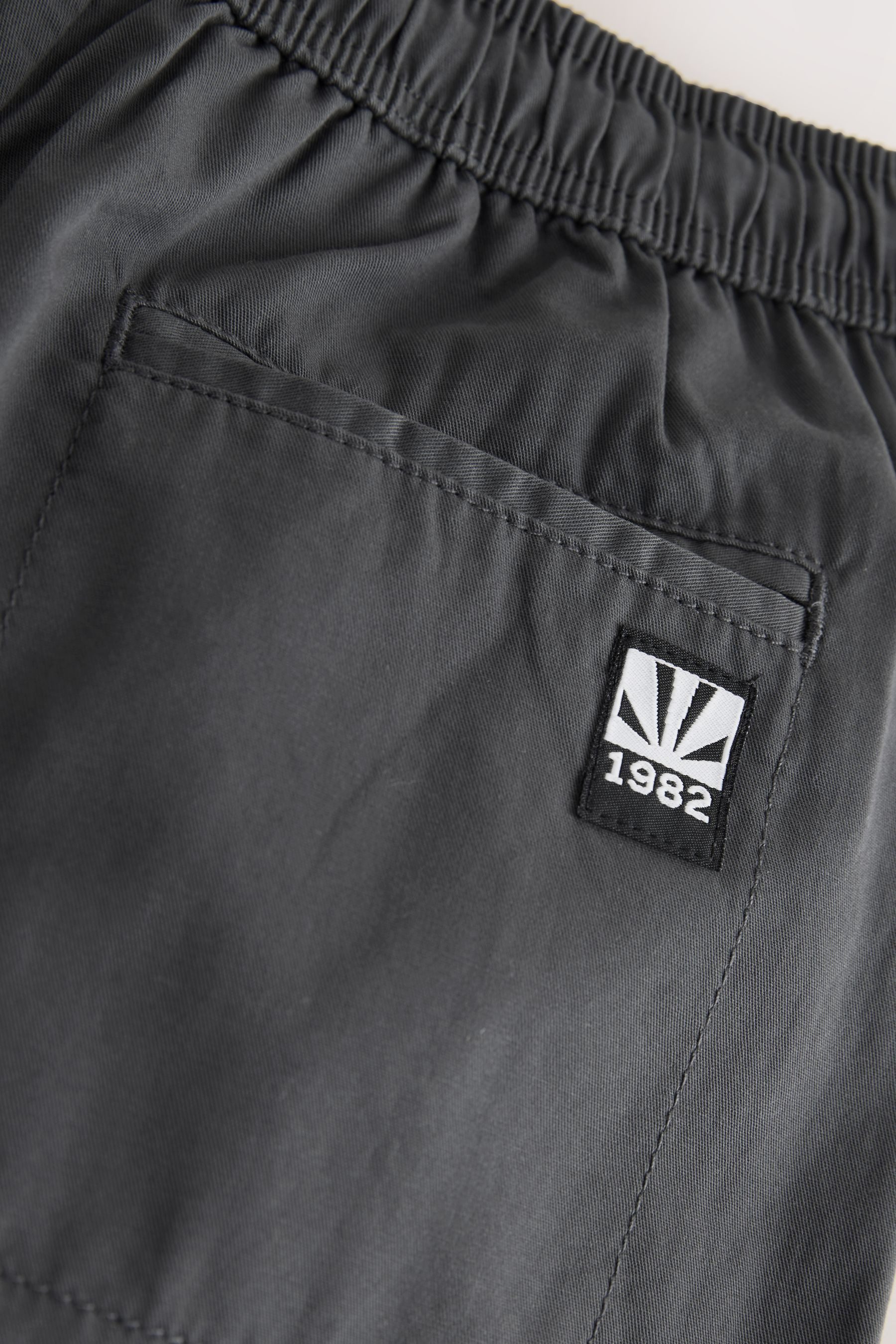Next Schlupfhose Schlupf-Hose aus Webmaterial (1-tlg)