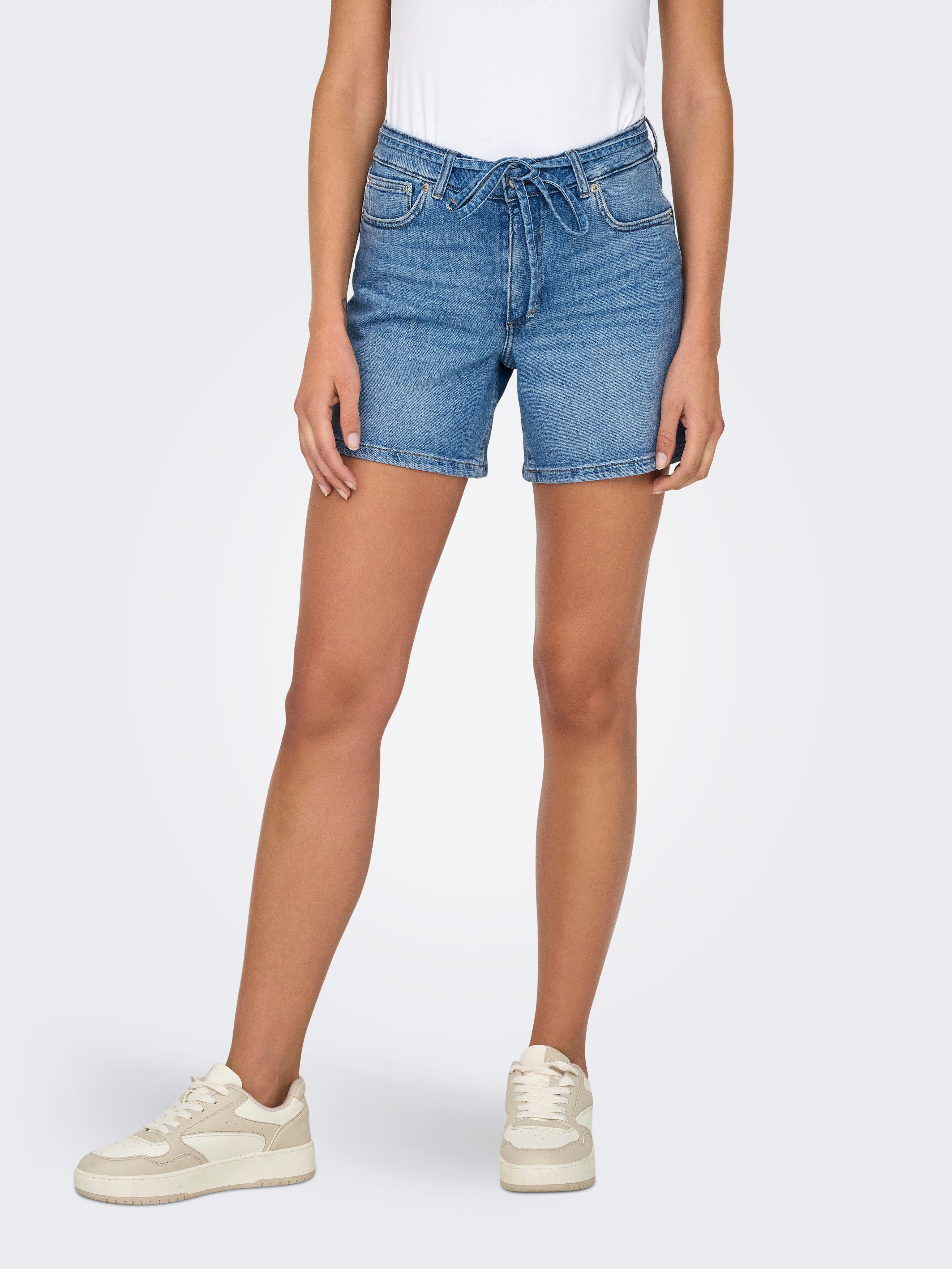 ONLY Jeansshorts ONLGIANNA MW BELTED SHORTS AZG DNM NOOS Baumwollmischung, regular fit, Regular Waist