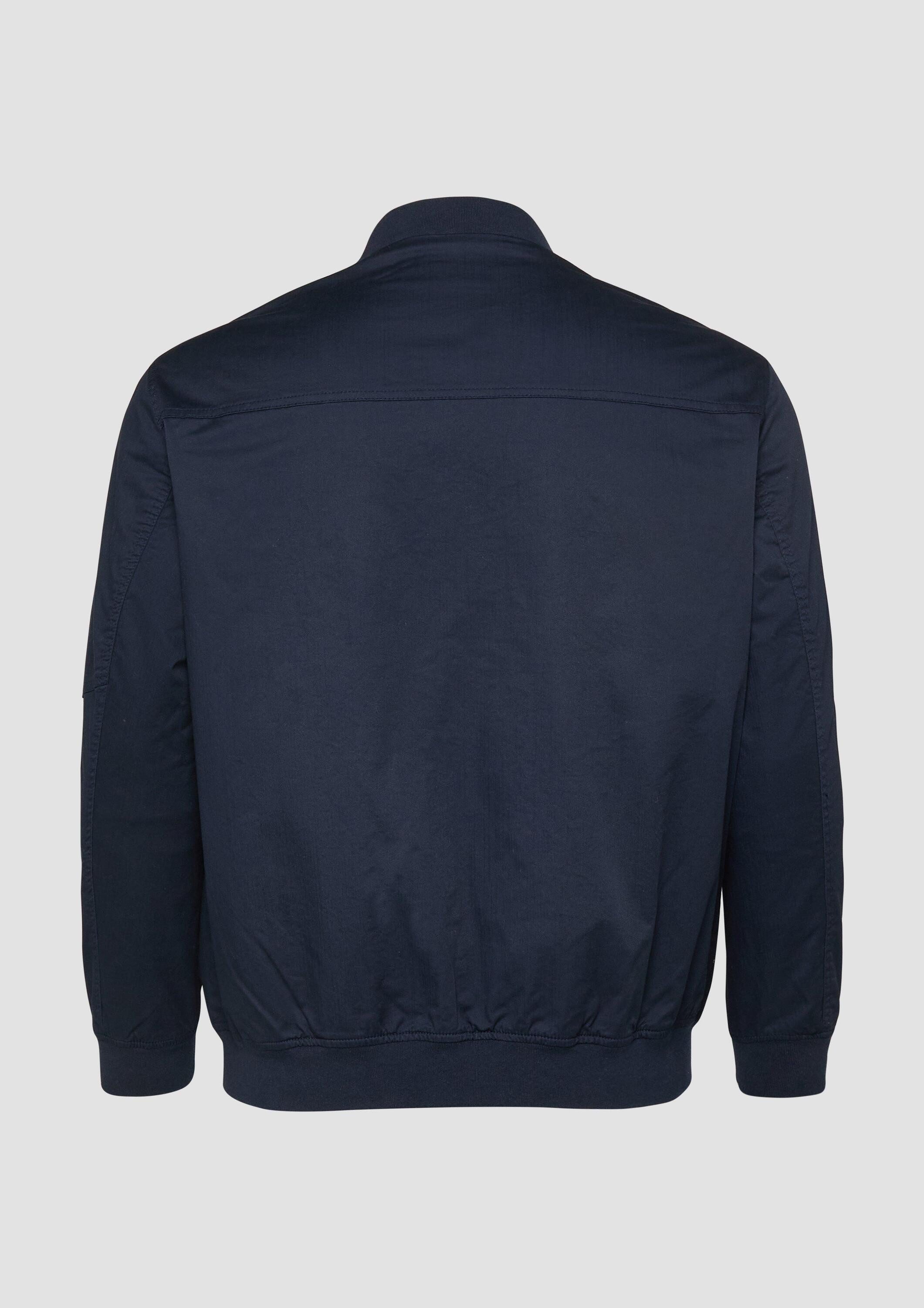 s.Oliver Funktionsjacke Outdoor-Jacke Robuste Twill-Jacke mit Bomberkragen und Rippbündchen