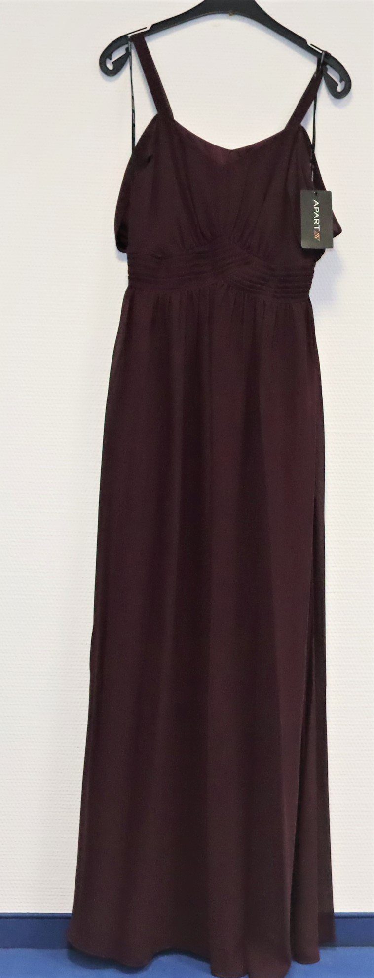 Apart Abendkleid APART Damen Abendkleid mit Trägern und Off Shoulde