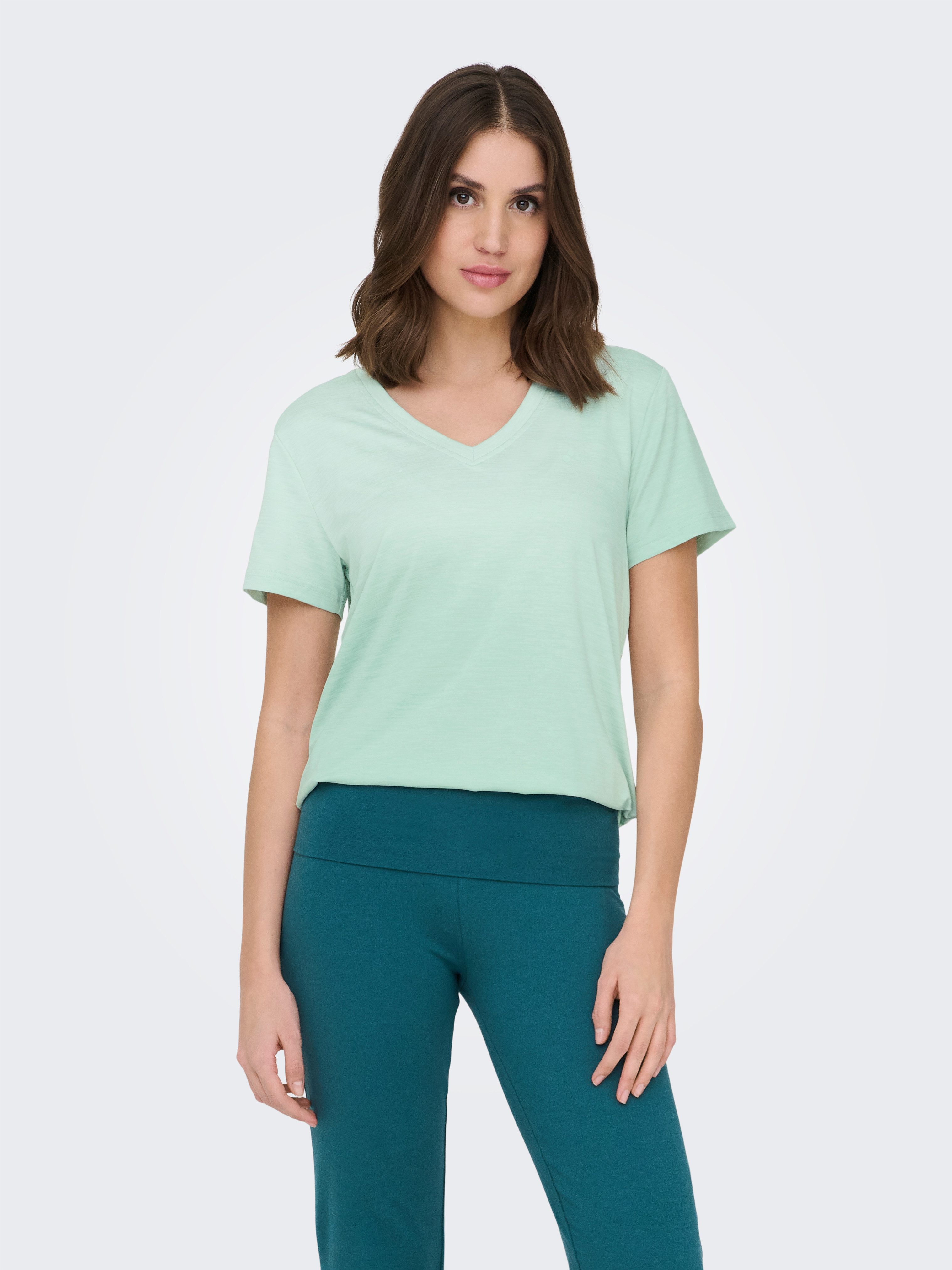 ONLY Play Trainingsshirt ONPCORE LIFE VN SS REG TEE NOOS mit reflektierenden Details