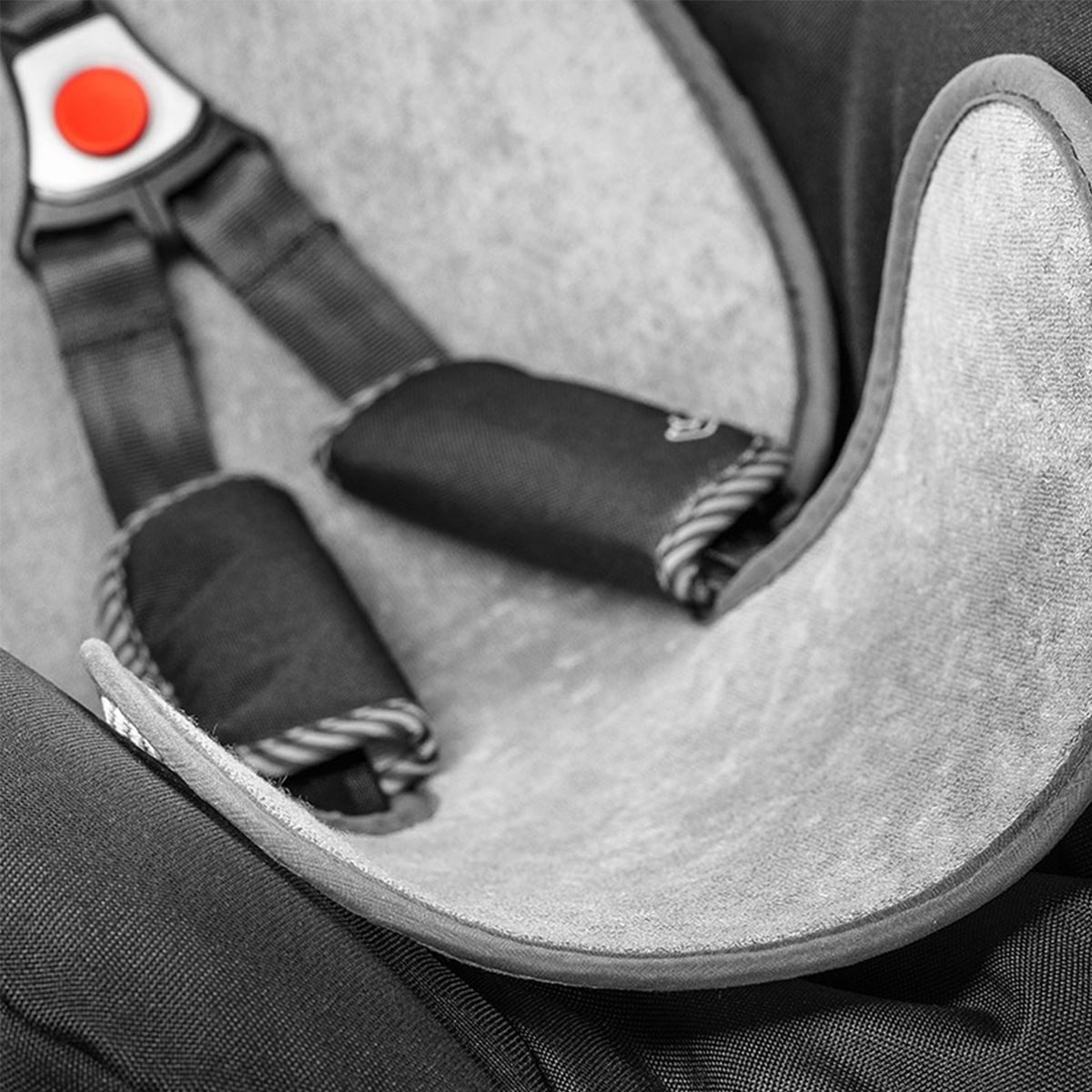 Zamboo Autokindersitz Cool & Dry - Grau, Sitzauflage für Babyschale Maxi Cosi & ReboarderSommer Sitzeinlage