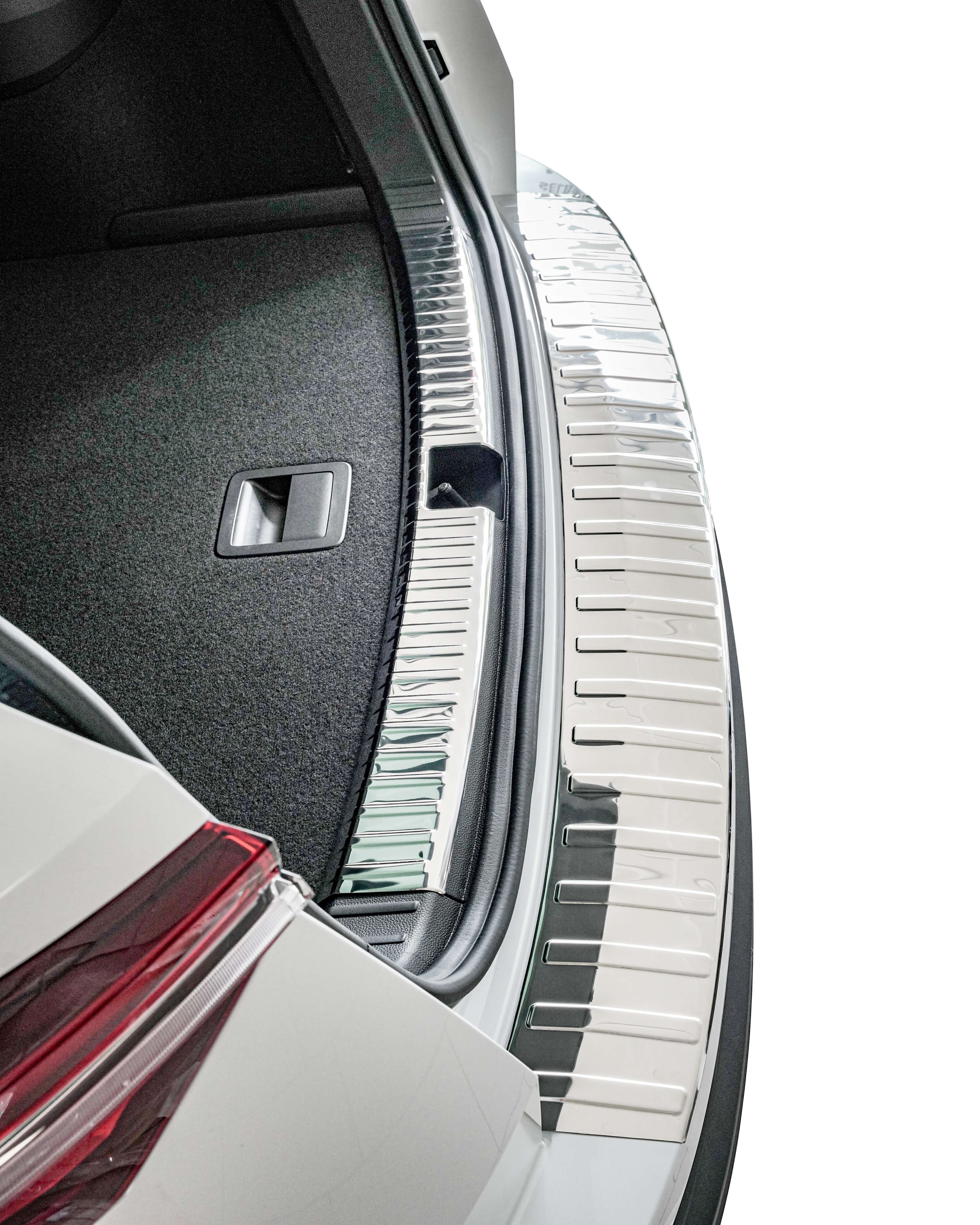 RECAMBO Ladekantenschutz für Skoda Karoq, NU7, BJ ab 2017> Stoßstangenschutz, V2A rostfrei, Exklusive Optik, praktischer Schutz & perfekte Passform – Bild 4 von 5