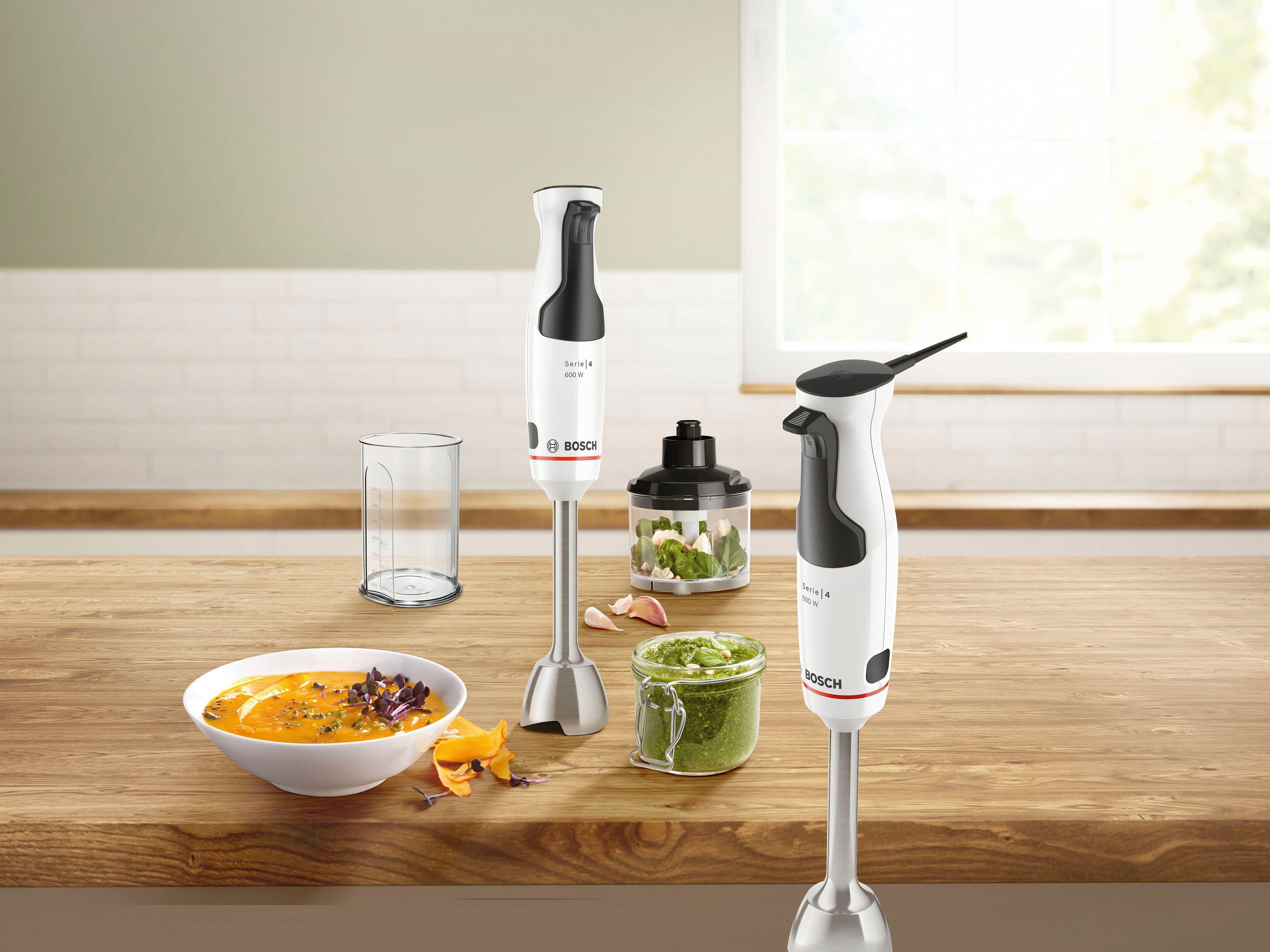 BOSCH Stabmixer ErgoMaster Serie 4 MSM4W220, 4 Klingen, Zerkleinerer, Becher, weiß, 600 W, Mixfuß Edelstahl, großer Bedienhebel, Keramikkupplung, Made in Europe