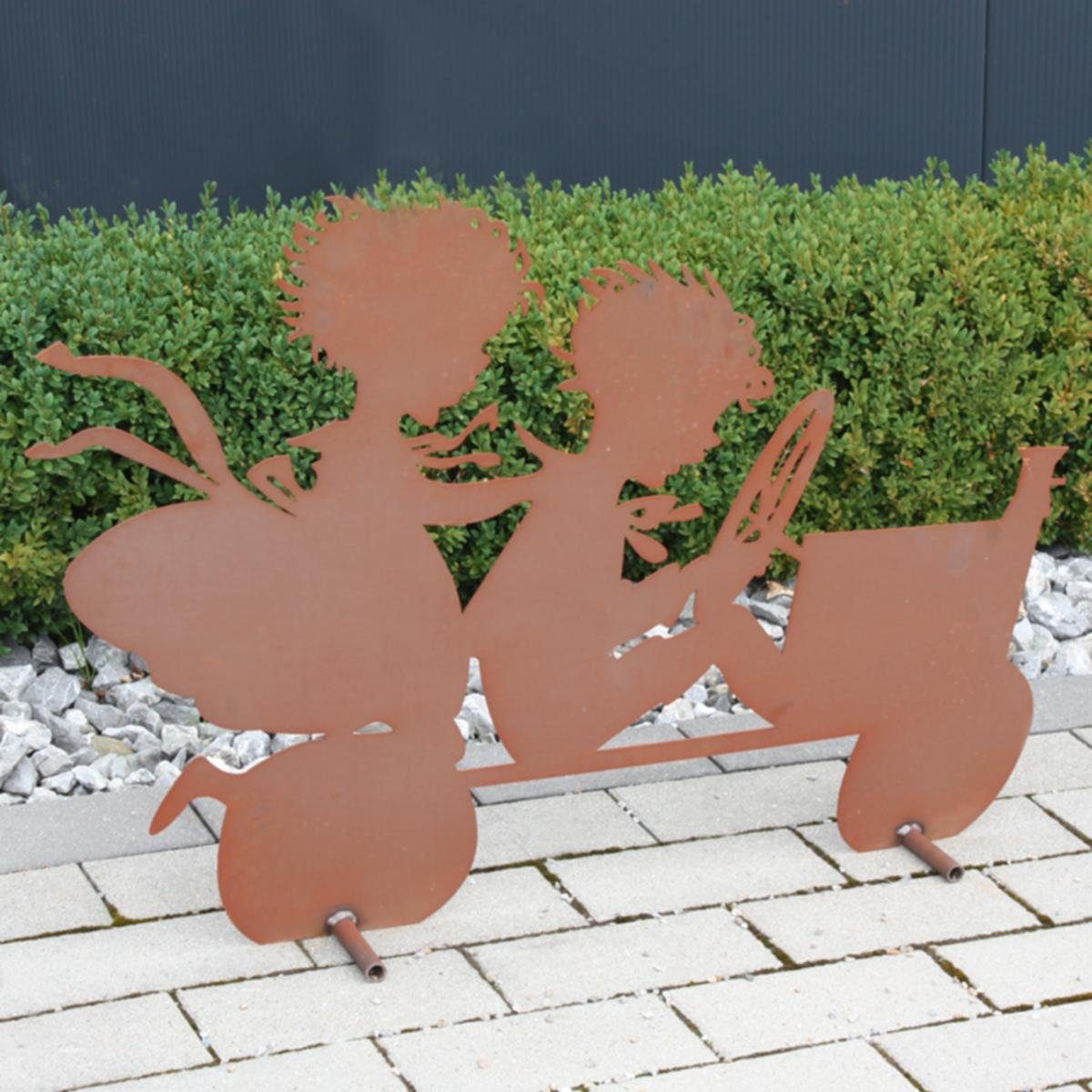 440s Gartenfigur 440s Rostfiguren Kinder mit Seifenkiste, (Stück)
