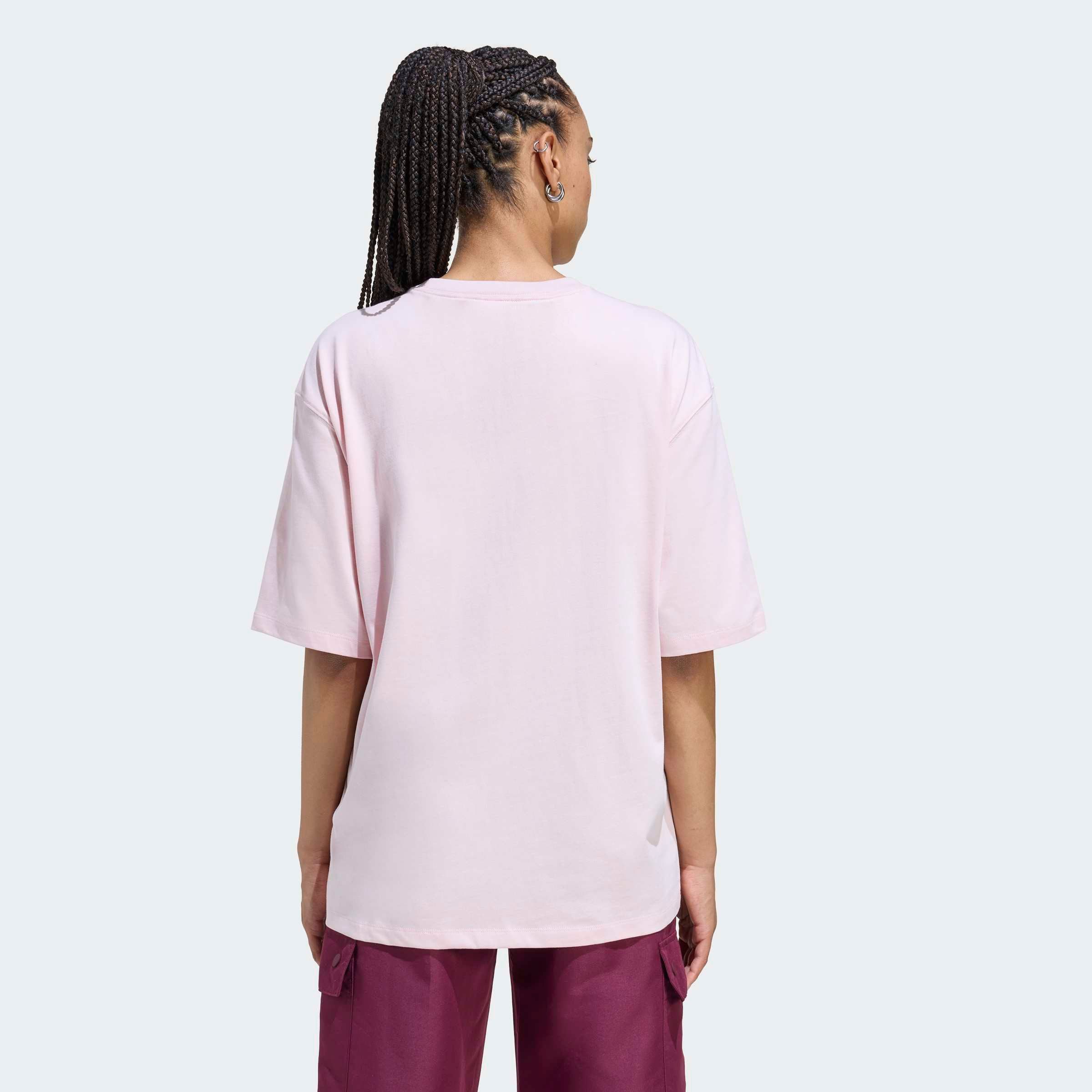 adidas Originals T-Shirt ESS BOYFR TEE sportlicher Stil, Kurzarm, aus Baumwolljersey