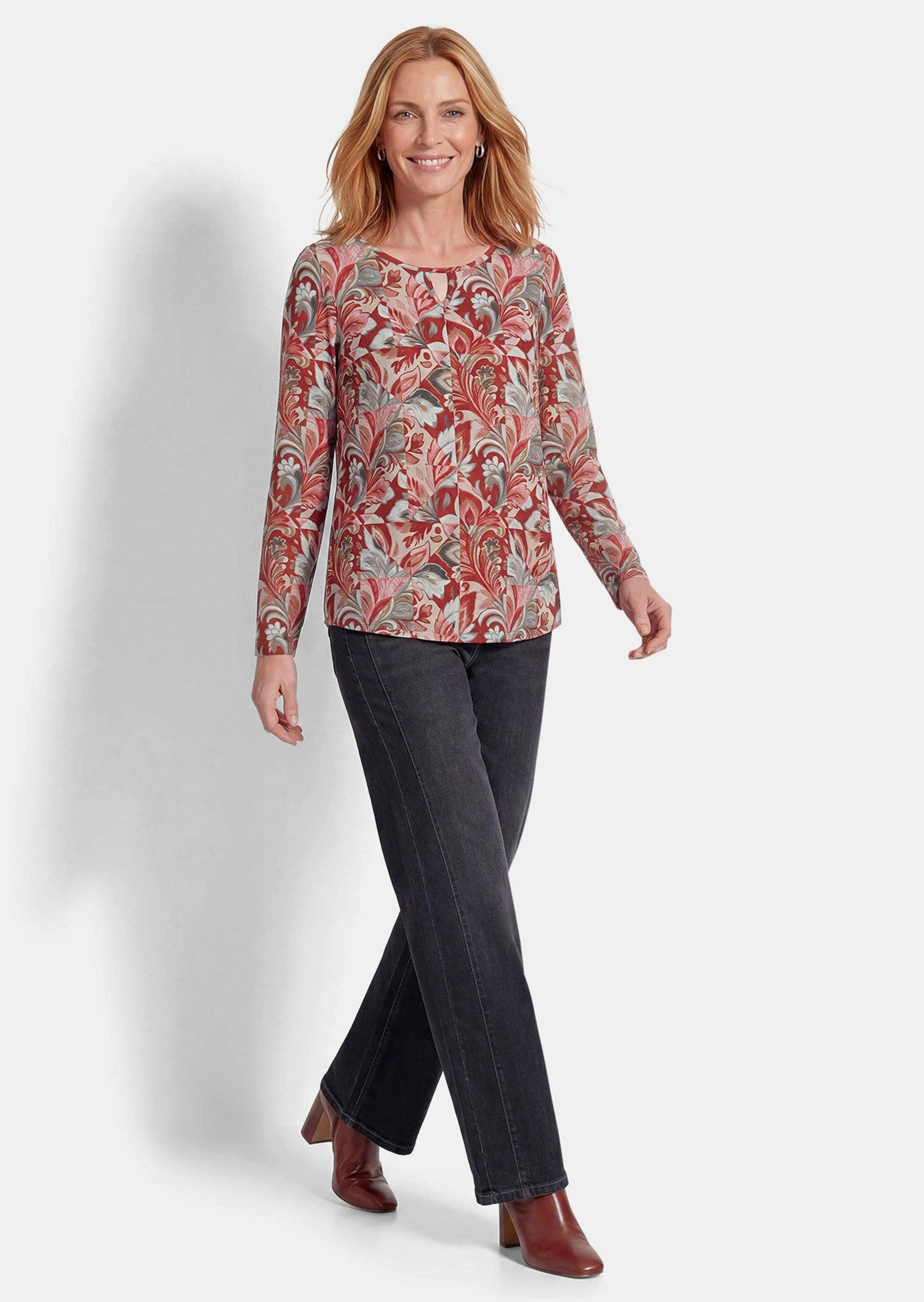 GOLDNER Print-Shirt Jerseyshirt mit Ornament-Druck Elastisches Langarmshirt aus Viskose-Jersey mit U-Boot-Ausschnitt