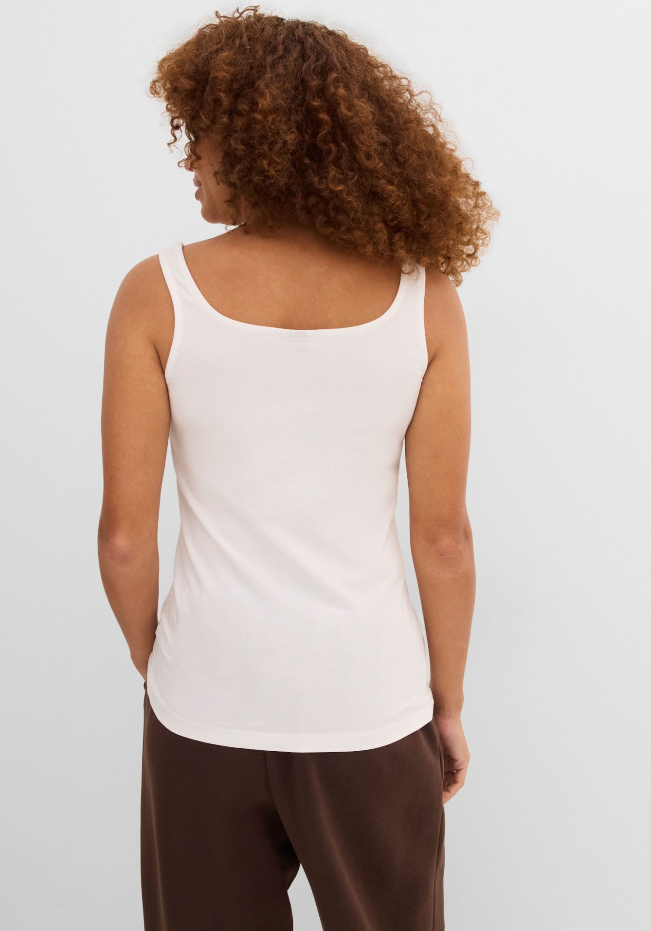 bonprix Tanktop (Packung, 2-tlg) taillierte Passform, mit Carré-Ausschnitt