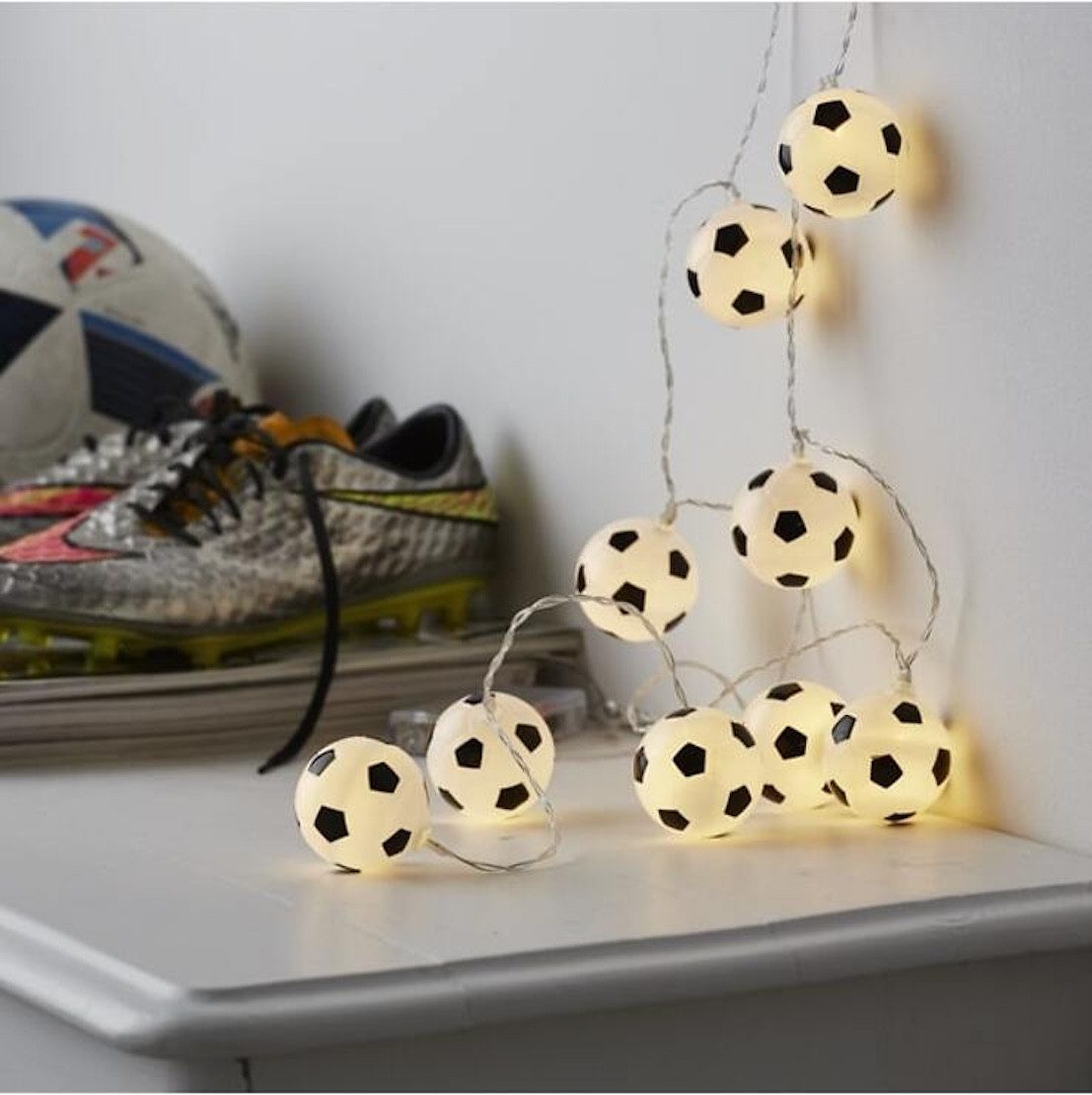 STAR TRADING LED-Lichterkette Funlight Fußball warmweiß, 15-flammig, Timer
