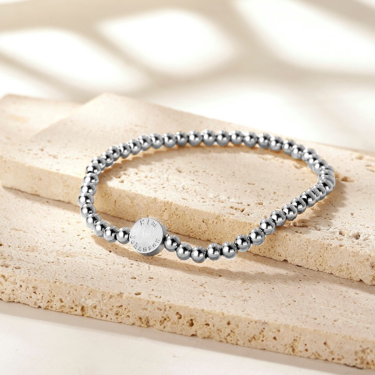 Kim Johanson Armband Essence aus Edelstahl (1-tlg), Zugarmband mit 4 mm Perlen, Geschenk, Unisex – Bild 3 von 5