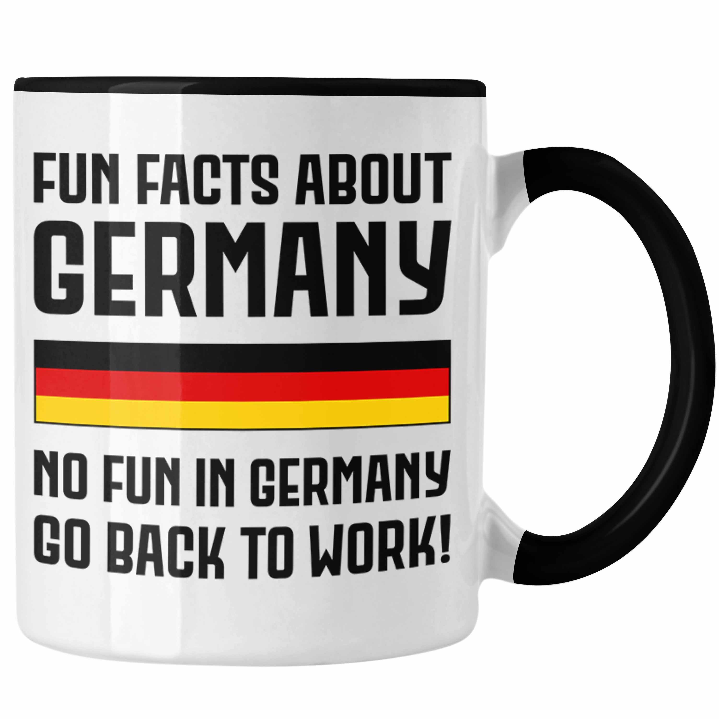 Trendation Tasse Trendation - Fun Facts About Germany Tasse Lustiger Spruch Bürotasse mit Spruch Geschenk Kollege Kollegin Schwarz