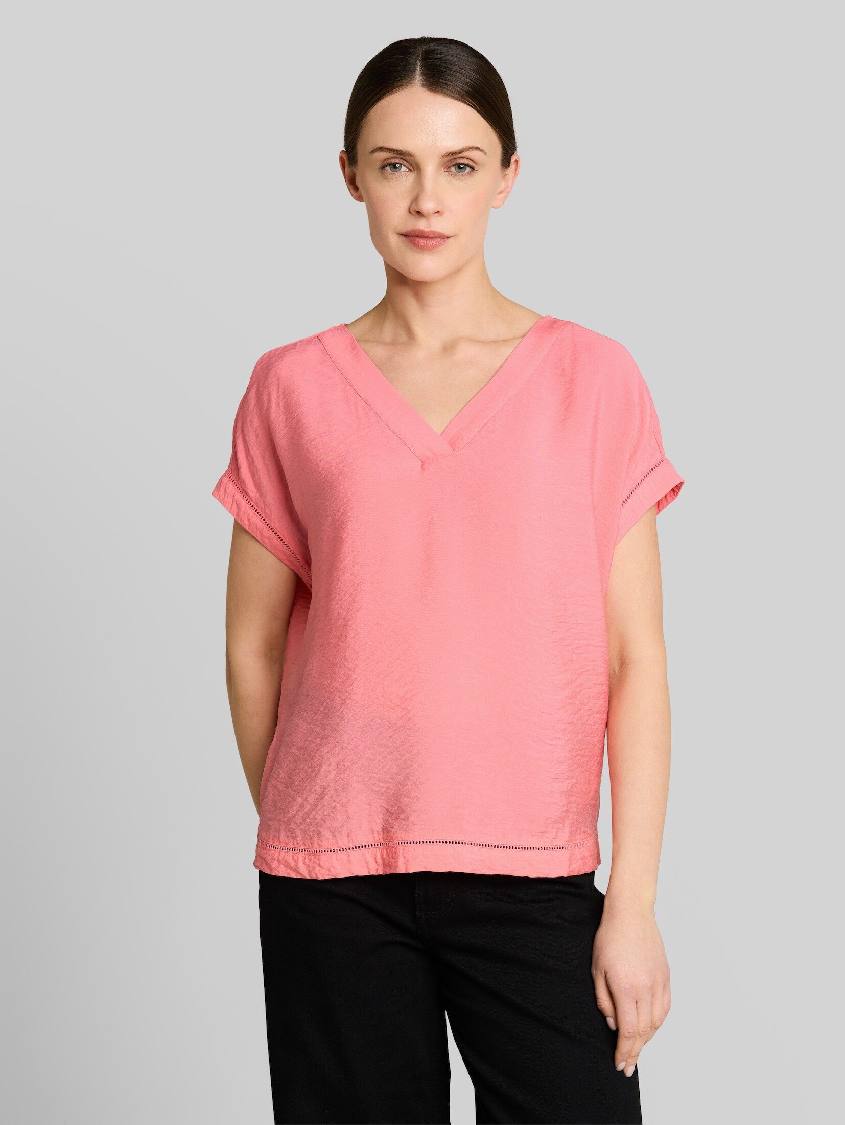 TOM TAILOR Kurzarmbluse Blusen & Shirts Loose Fit Bluse mit V-Ausschnitt