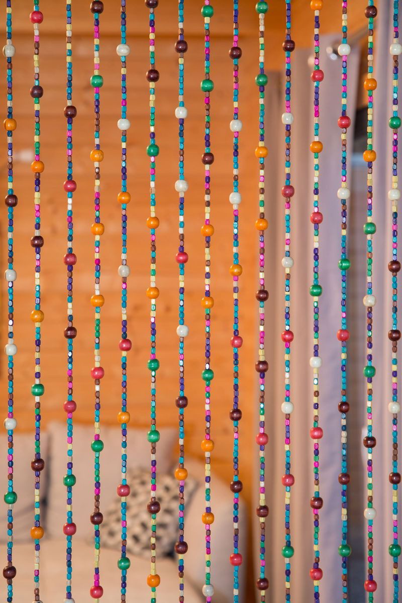 CONACORD Türvorhang Decona Colorful XL Dekovorhang bunt, Ösen, halbtransparent, 90 x 230 cm, Holz - hohe Strangdichte