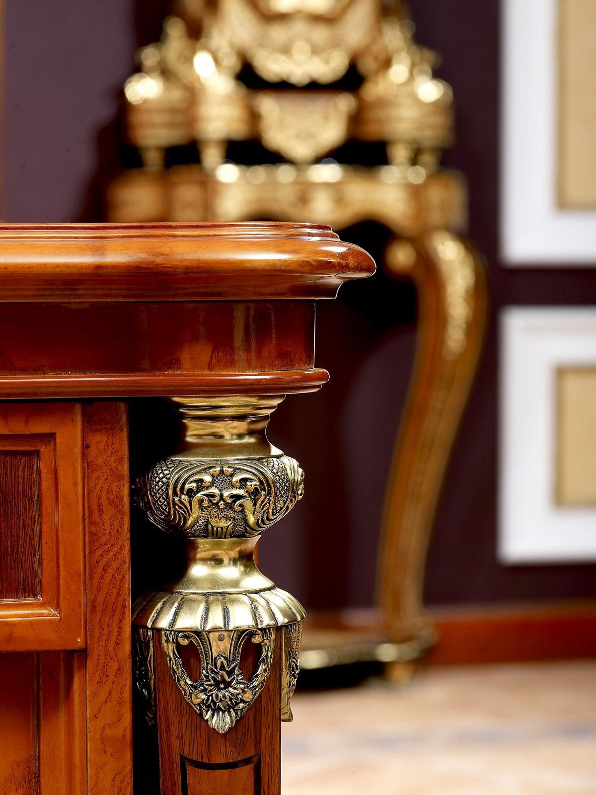 Xlmoebel Vitrine Große Luxus Auslagen Vitrine aus Glas im Stil des Barock und Rokoko (YB E29 Serie XXL 4 Tueren Vitrine) Hergestellt in Europa