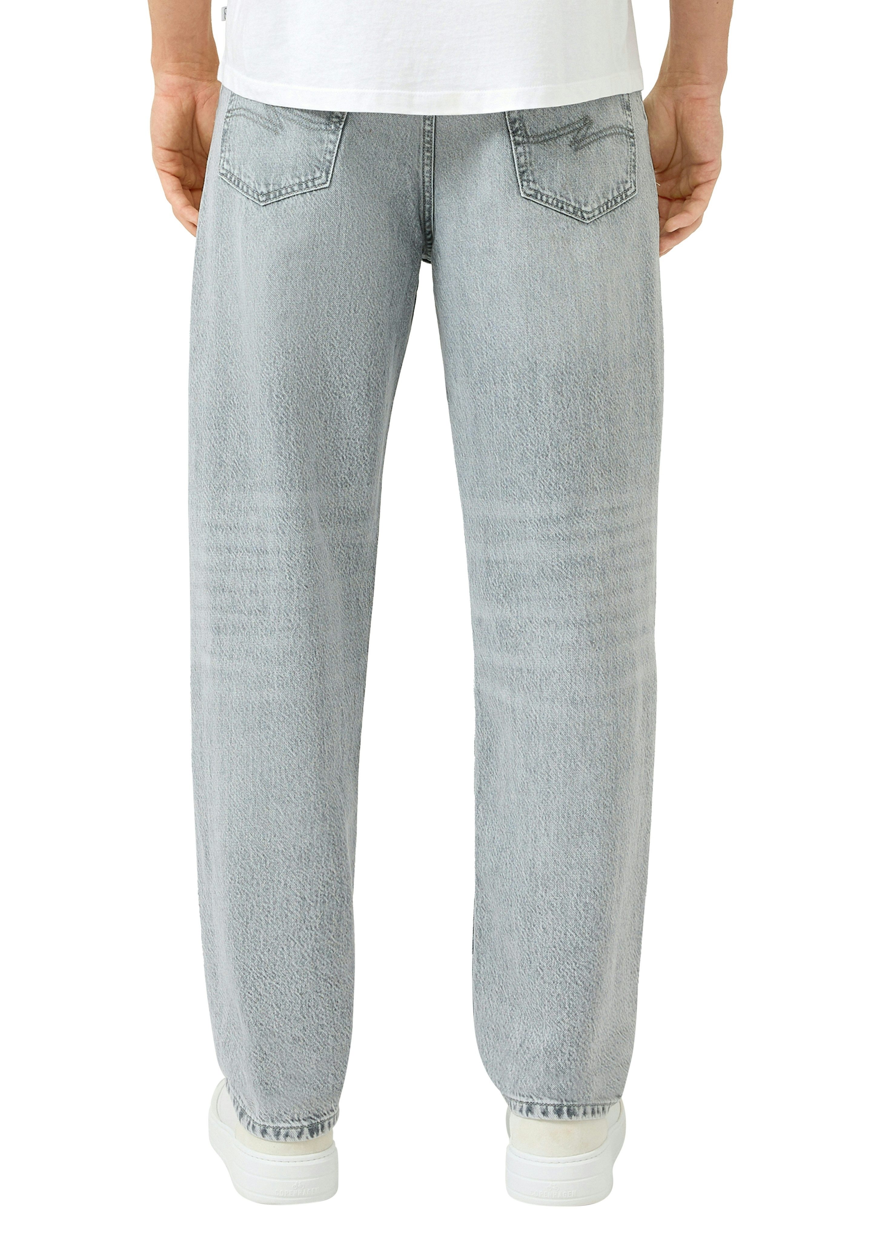 QS 5-Pocket-Jeans im LOOSE FIT – Bild 2 von 4