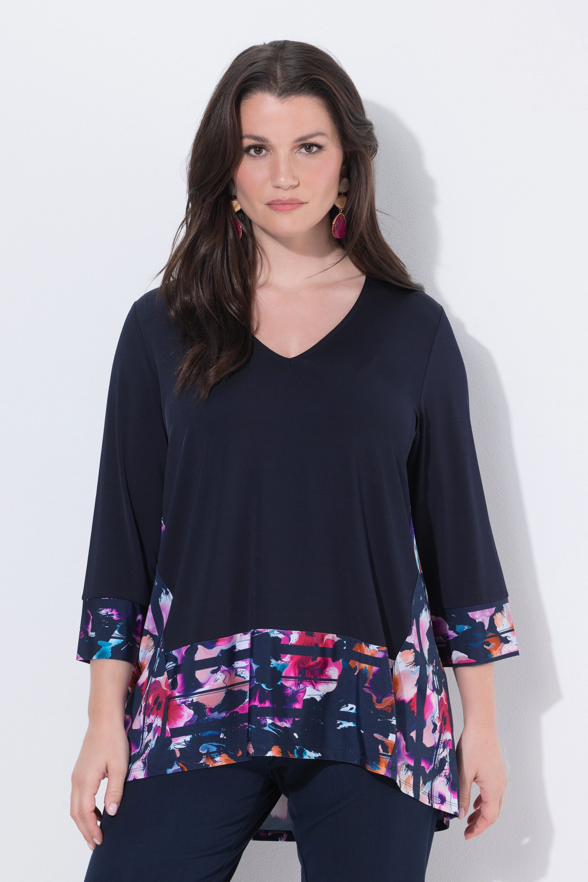T-Shirt Slinky-Shirt Patchlook A-Linie V-Ausschnitt