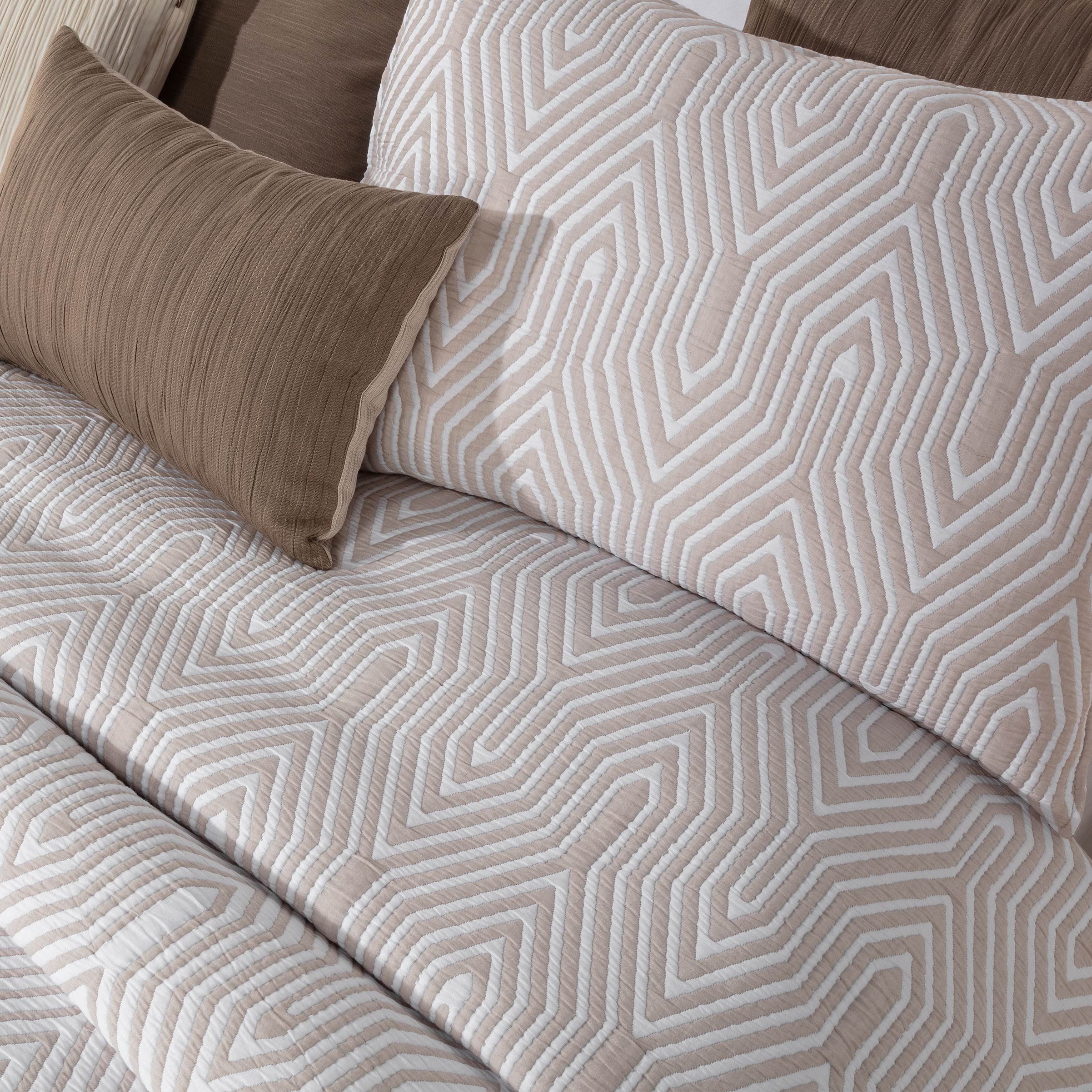 Überwurf Wende-Jacquard-Tagesdecke 235x270cm inkl. 2 Kissenbezüge, günstig online kaufen