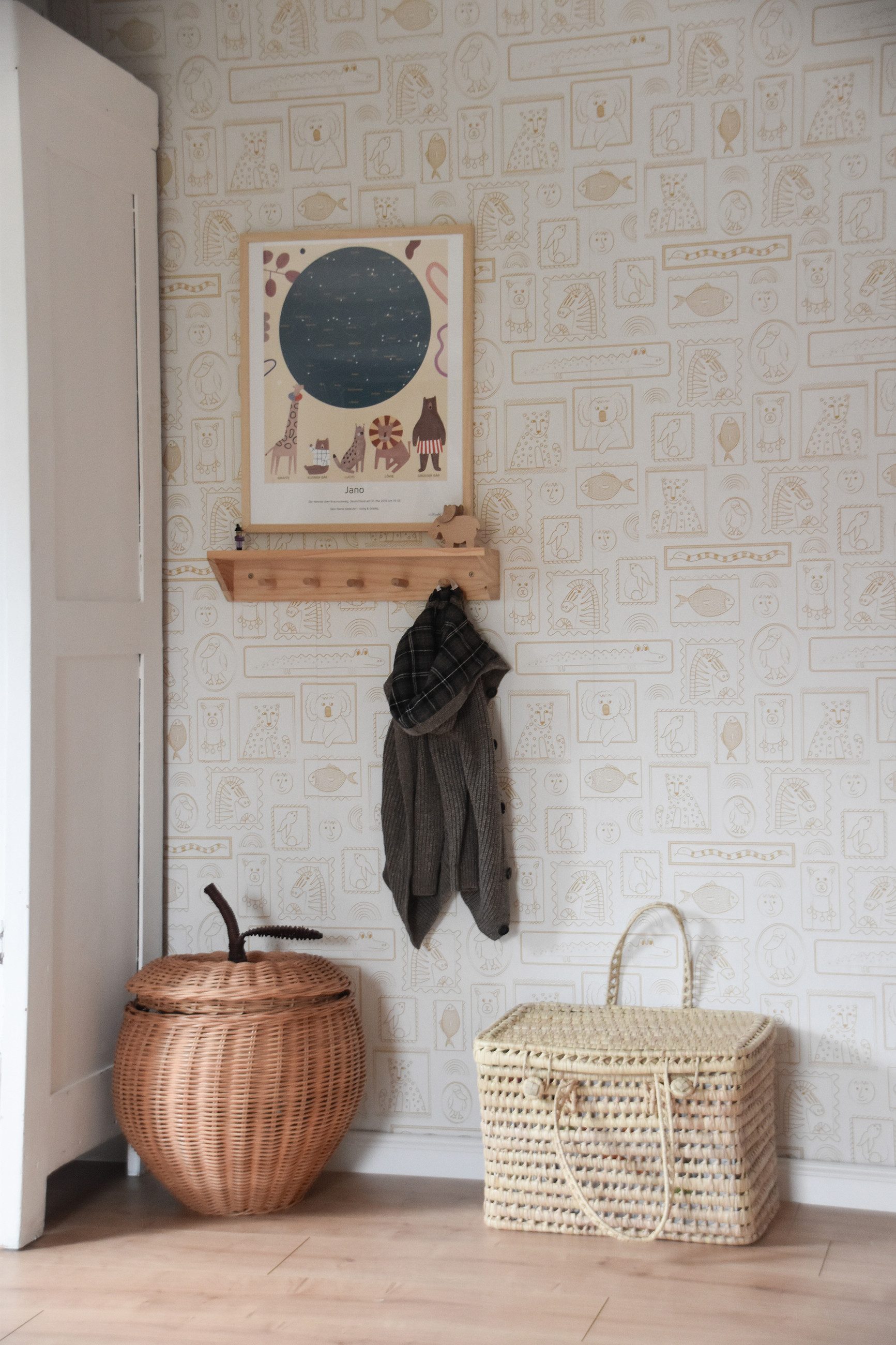 Rasch Fototapete Animals in Frames in Gelb, Roomblush - RB364 - 2,85m x 3,00m, glatt, minimalistisch, gemustert, grafisch, Comic, (1 Rolle, 1 St), Kinderzimmertapete