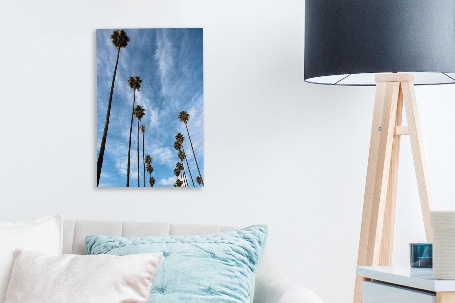 Die inkl. Palmenreihen blauen bespannt vor OneMillionCanvasses® Leinwandbild 20x30 Leinwandbild (1 cm Himmel, dem St), fertig Zackenaufhänger, Gemälde,