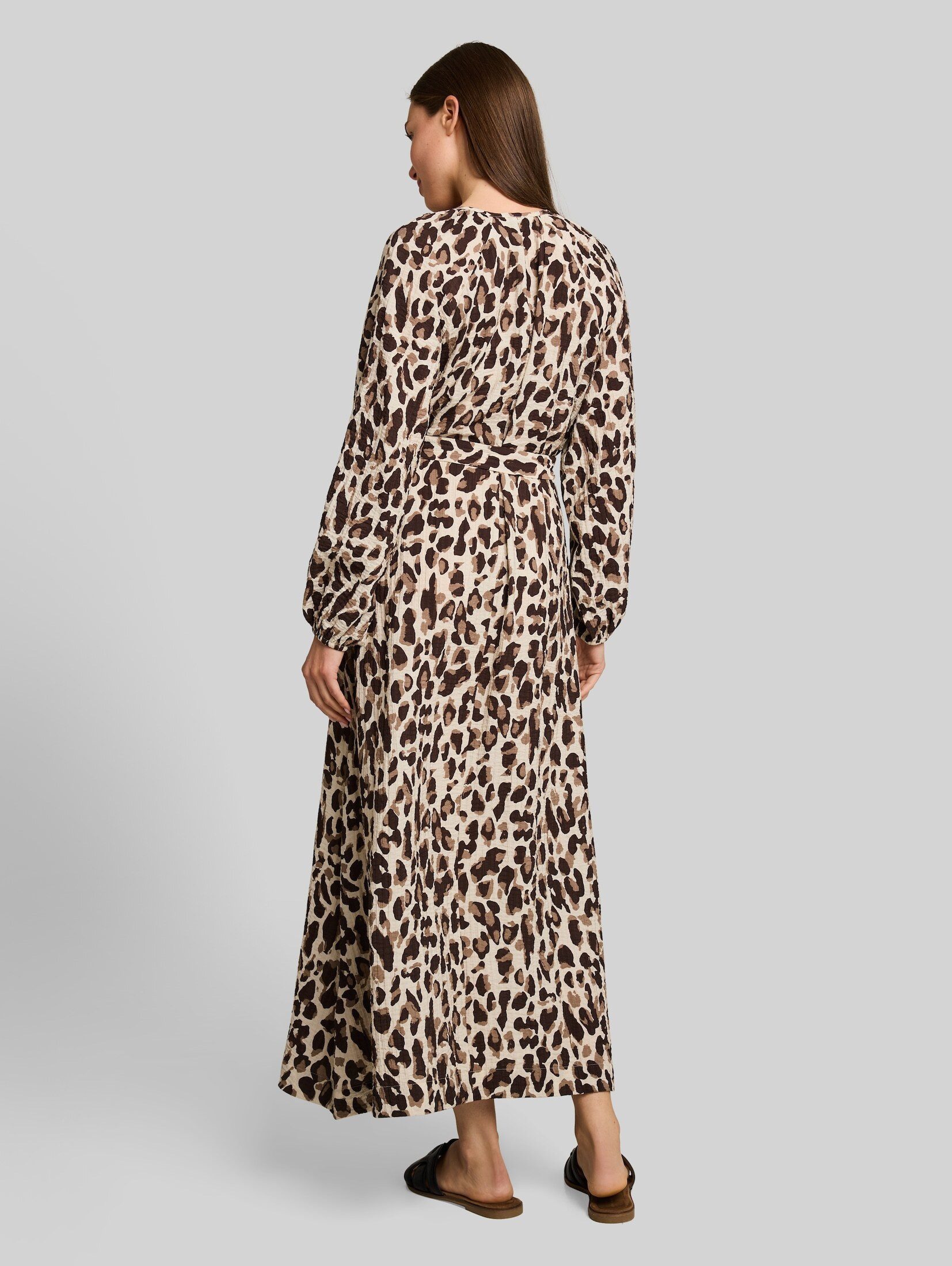 TOM TAILOR Sommerkleid Kleider & Jumpsuits Maxi-Kleid mit Leo-Print
