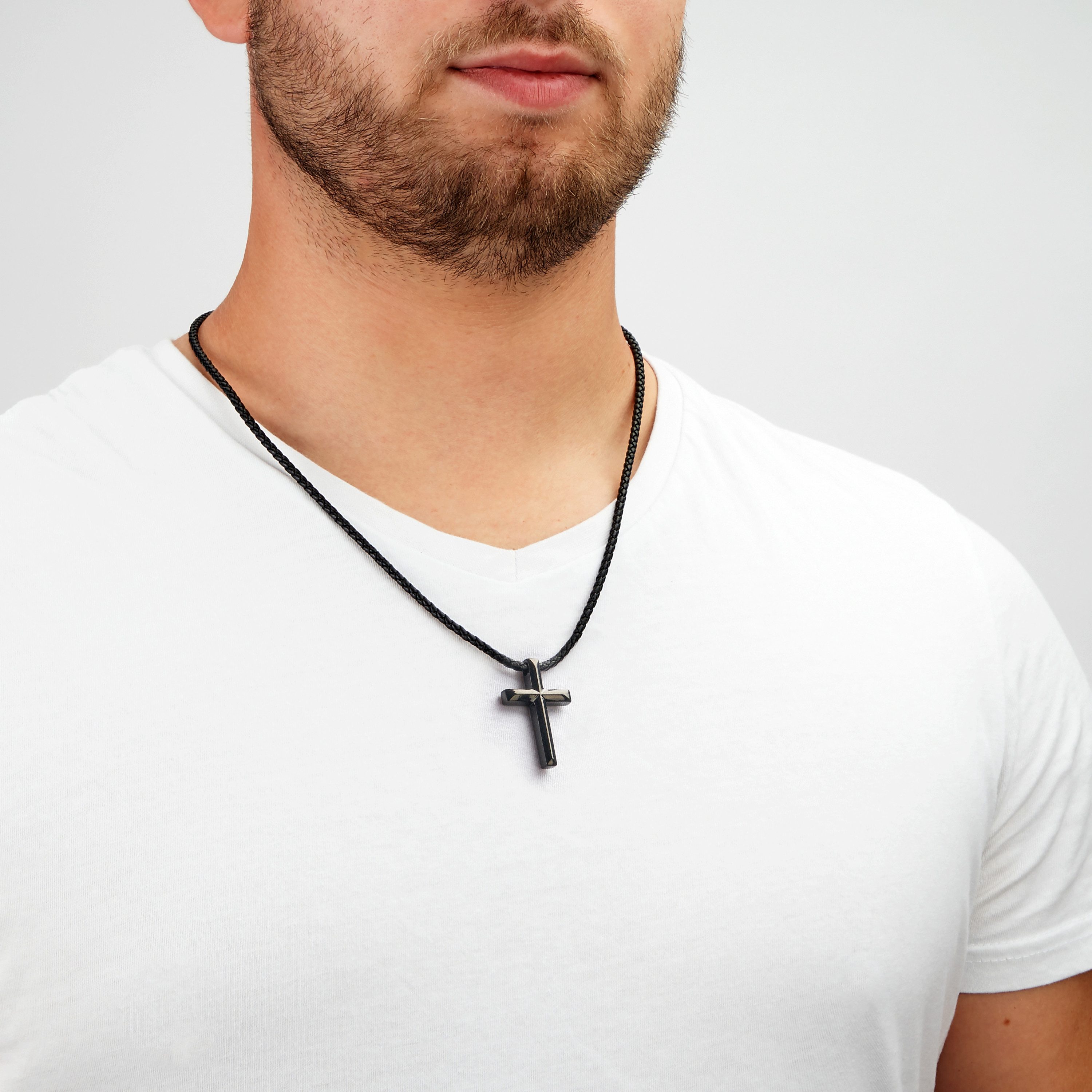 SERASAR Lederband Lederhalskette mit Edelstahlanhänger "Cross" (1-tlg), aus Echtleder