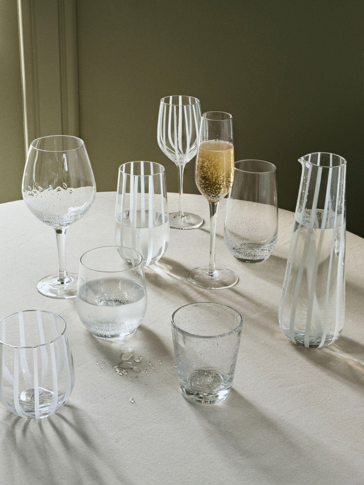 Broste Copenhagen Weißweinglas Broste Copenhaben Stripe Weißweinglas 35 cl, Glas