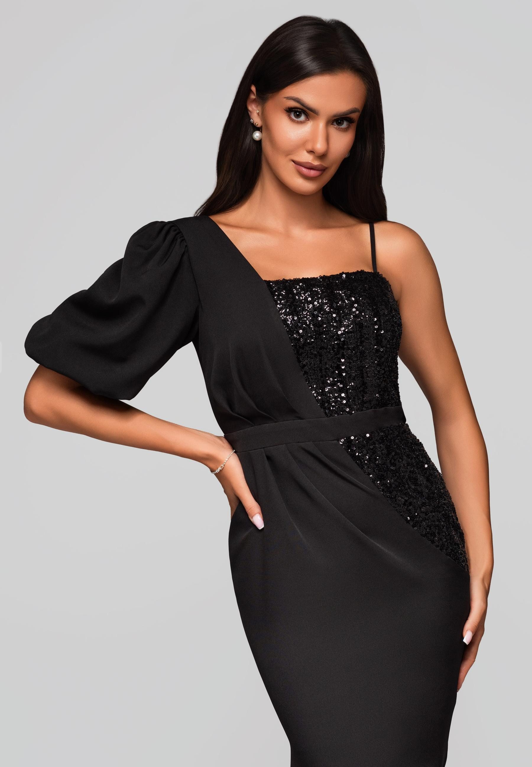 OMBRE Abendkleid Elegantes Abendkleid mit Asymmetrie günstig online kaufen