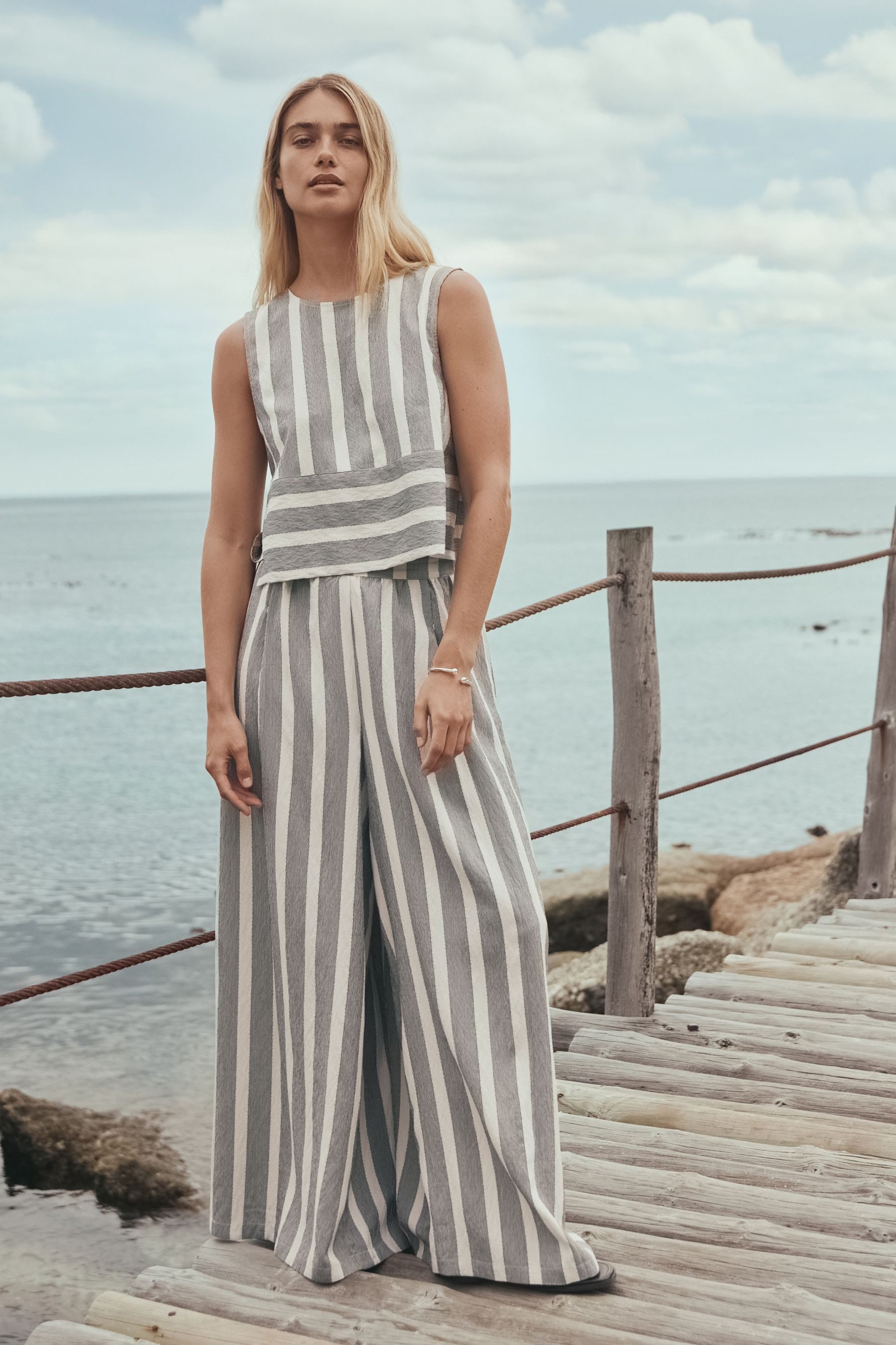 Next Palazzohose Hose mit weitem Bein (1-tlg) – Bild 5 von 5
