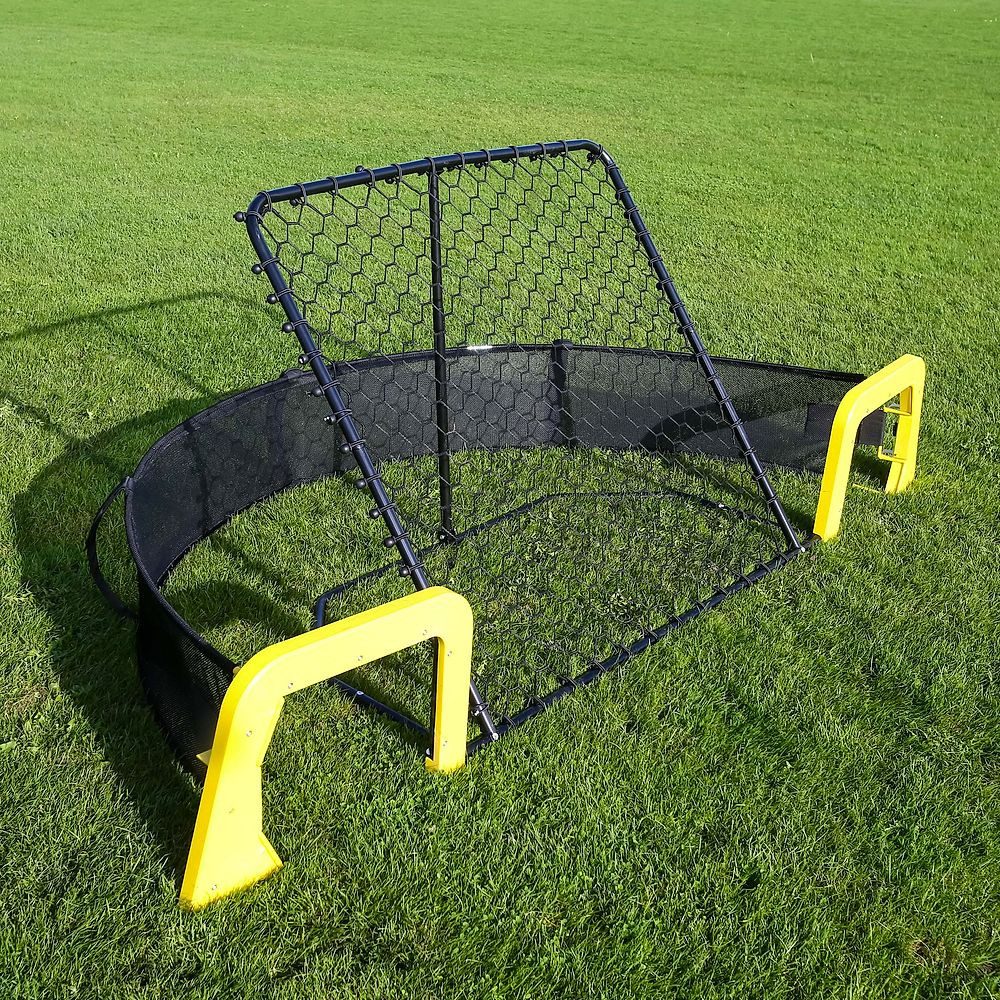 Trainingshilfe Ball-Rebounder Master Play, 2 in 1 zum Training von Balltechnik und Pässen