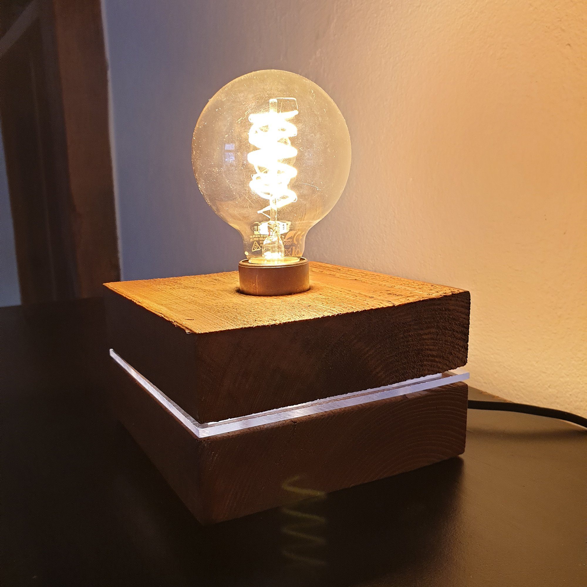 Lightfever Nachttischlampe Duggy, LED wechselbar, Warmweiß, Altholz und Glas Tischlampe rustikalem aus