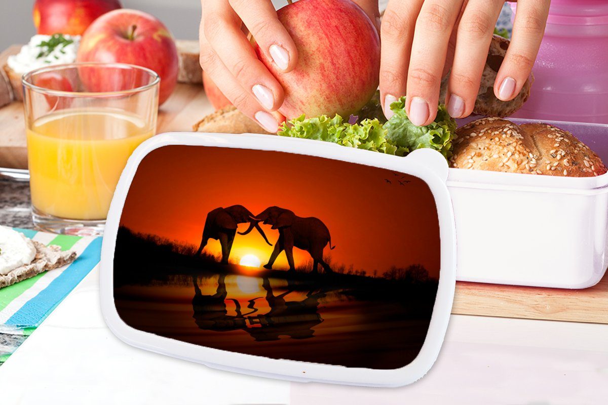 bei MuchoWow weiß Lunchbox Brotbox Jungs Mädchen und und Erwachsene, Elefantenpaar Sonnenuntergang, (2-tlg), Kunststoff, Brotdose, für für Kinder