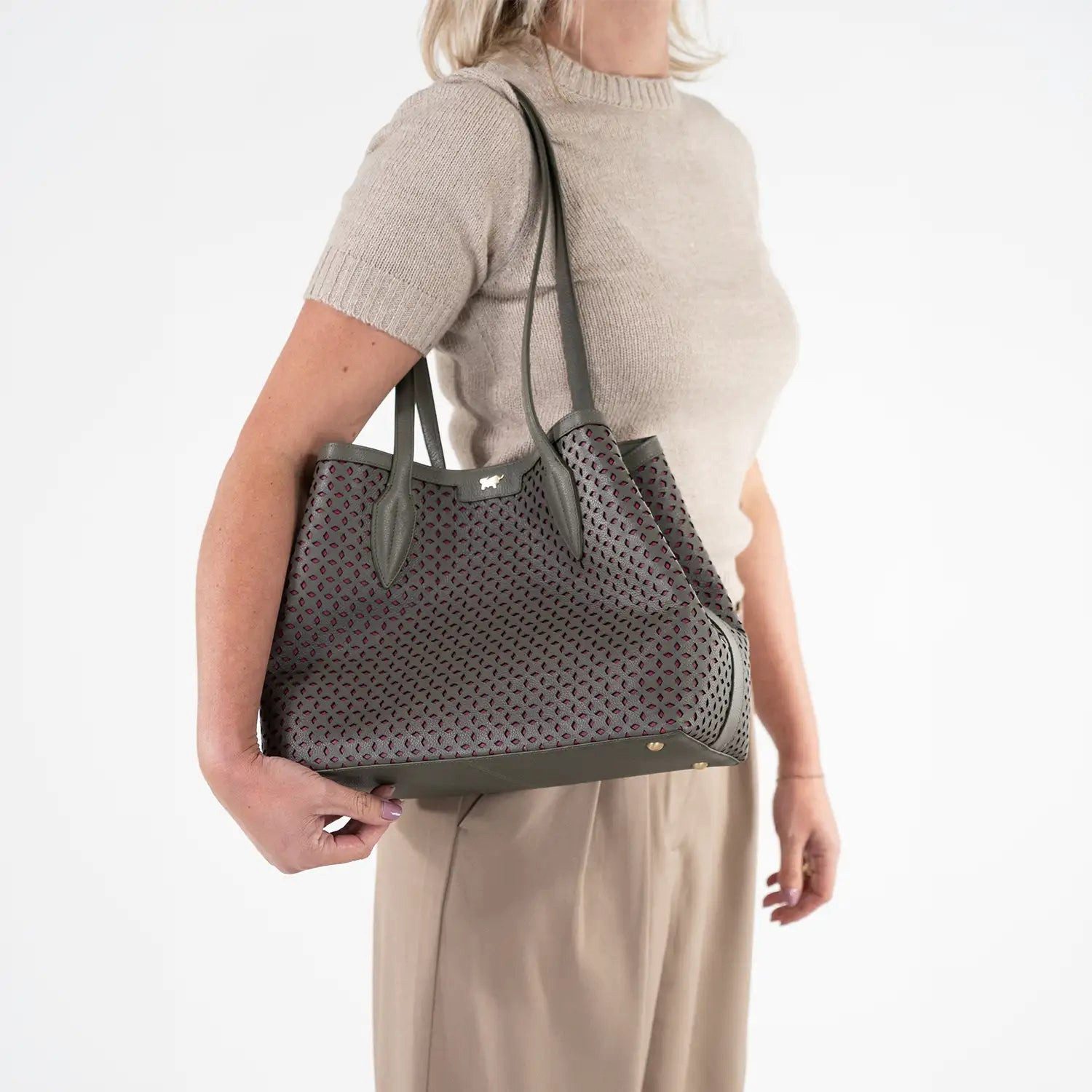 Braun Büffel Umhängetasche STELLA Shopper M olive/ pink