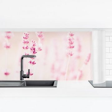 Bilderdepot24 Küchenrückwand rosa dekor Gräser Blumen Romantik Landhaus Zartrosaner Lavendel, (1-tlg., Nischenrückwand - für Fliesenspiegel ohne Bohren - matt), Spritzschutz Rückwand Küche Herd - Folie selbstklebend versch. Größen