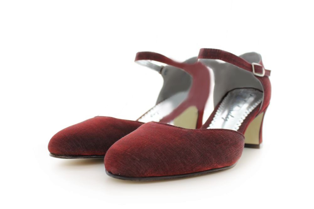 White Lady 255 klassische Satin-Pumps Slingpumps