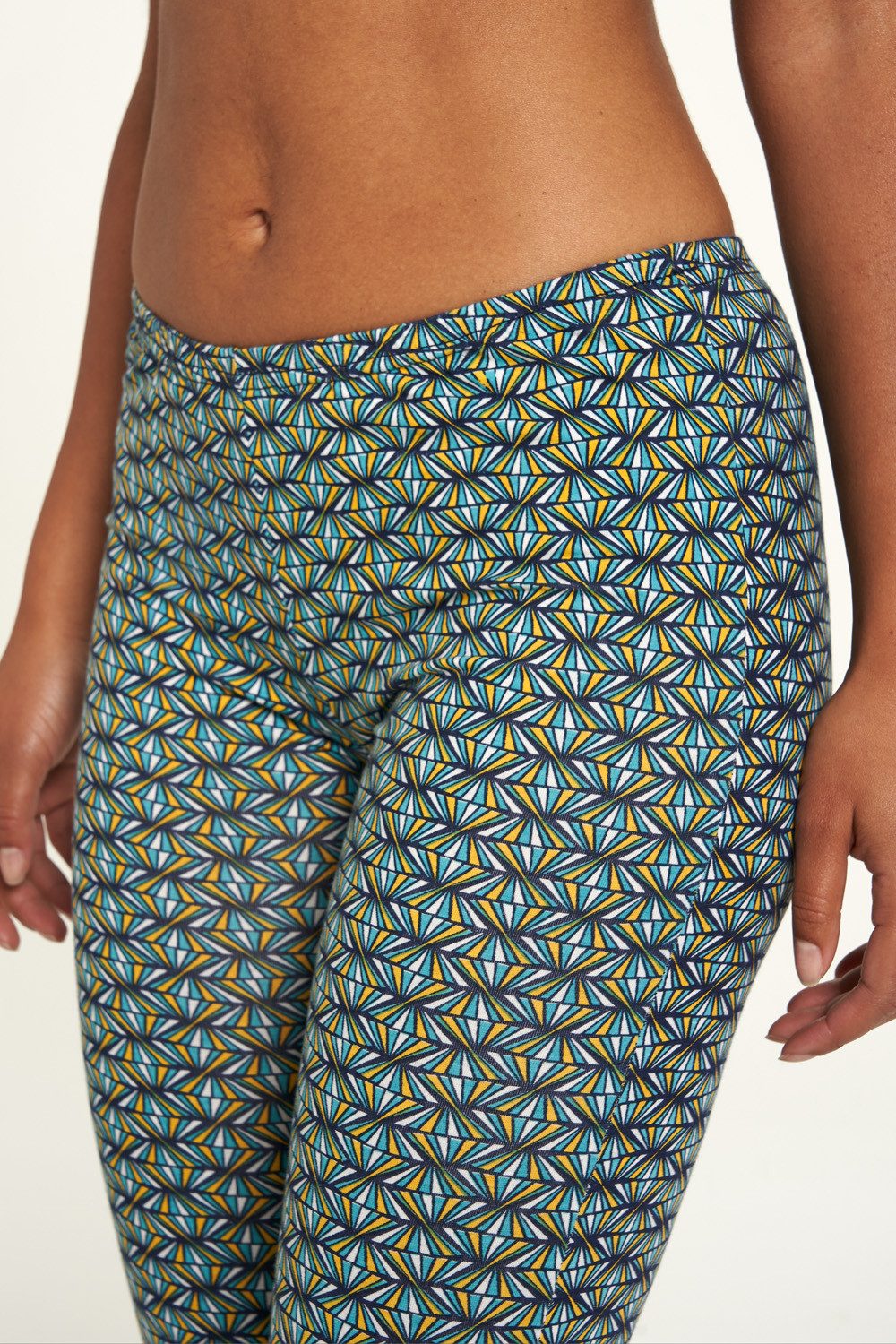 Tranquillo Shirt, Leggings, Jäckchen & Mütze Leggins Bunt Baumwolle Print Muster XS