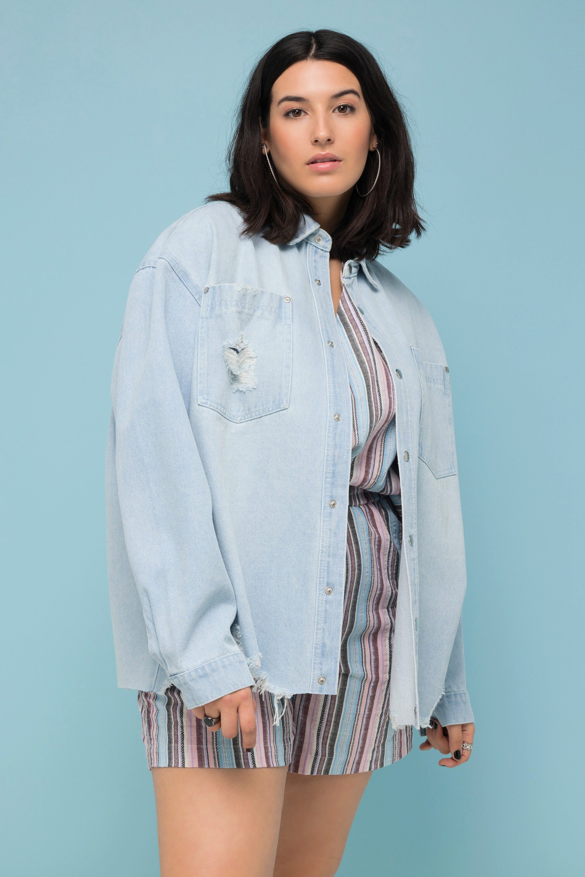 Studio Untold Hemdbluse Jeanshemd oversized destroyed Hemdkragen Langarm