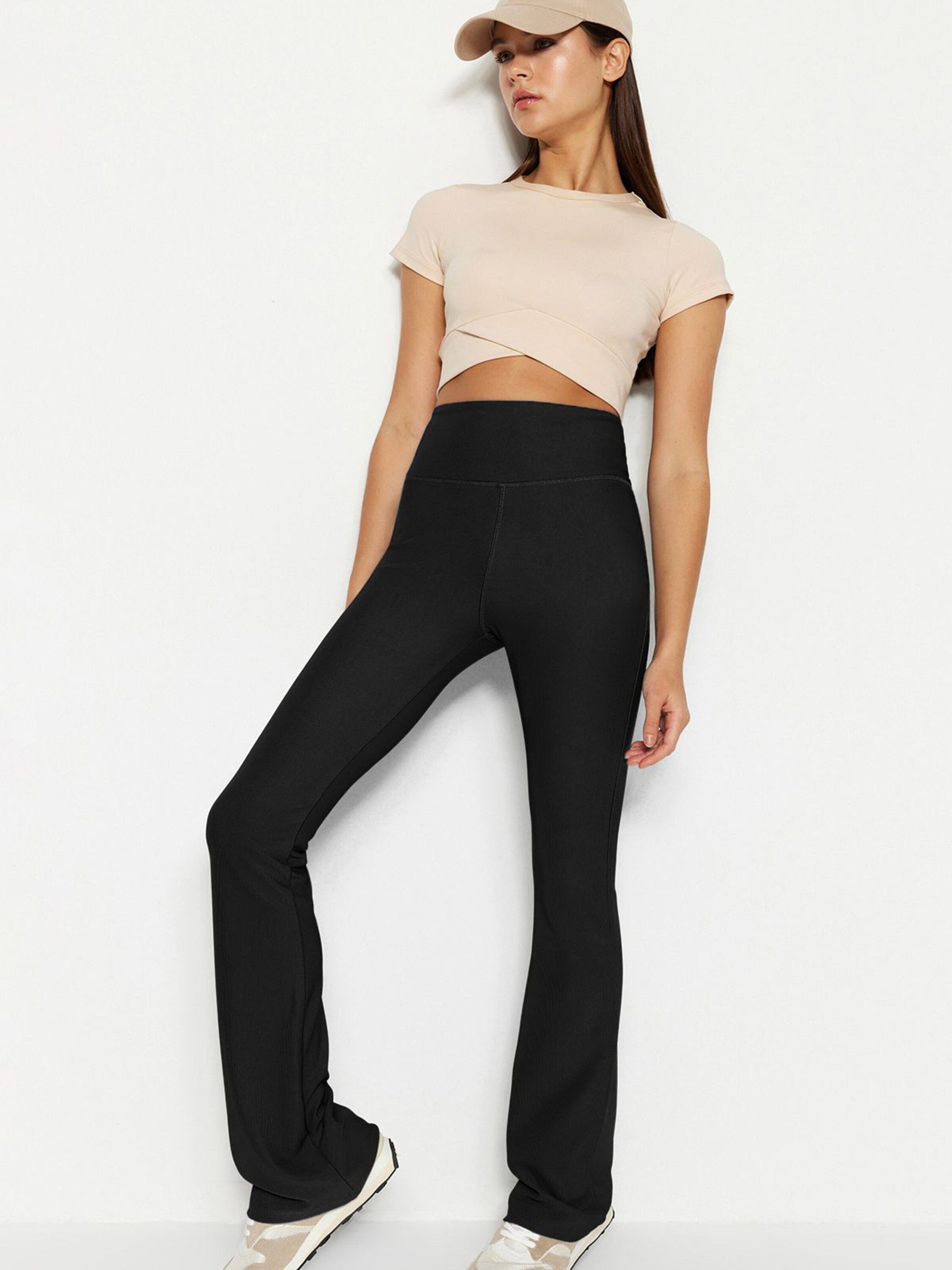 Trendyol Sporthose (1-tlg) Plain/ohne Details