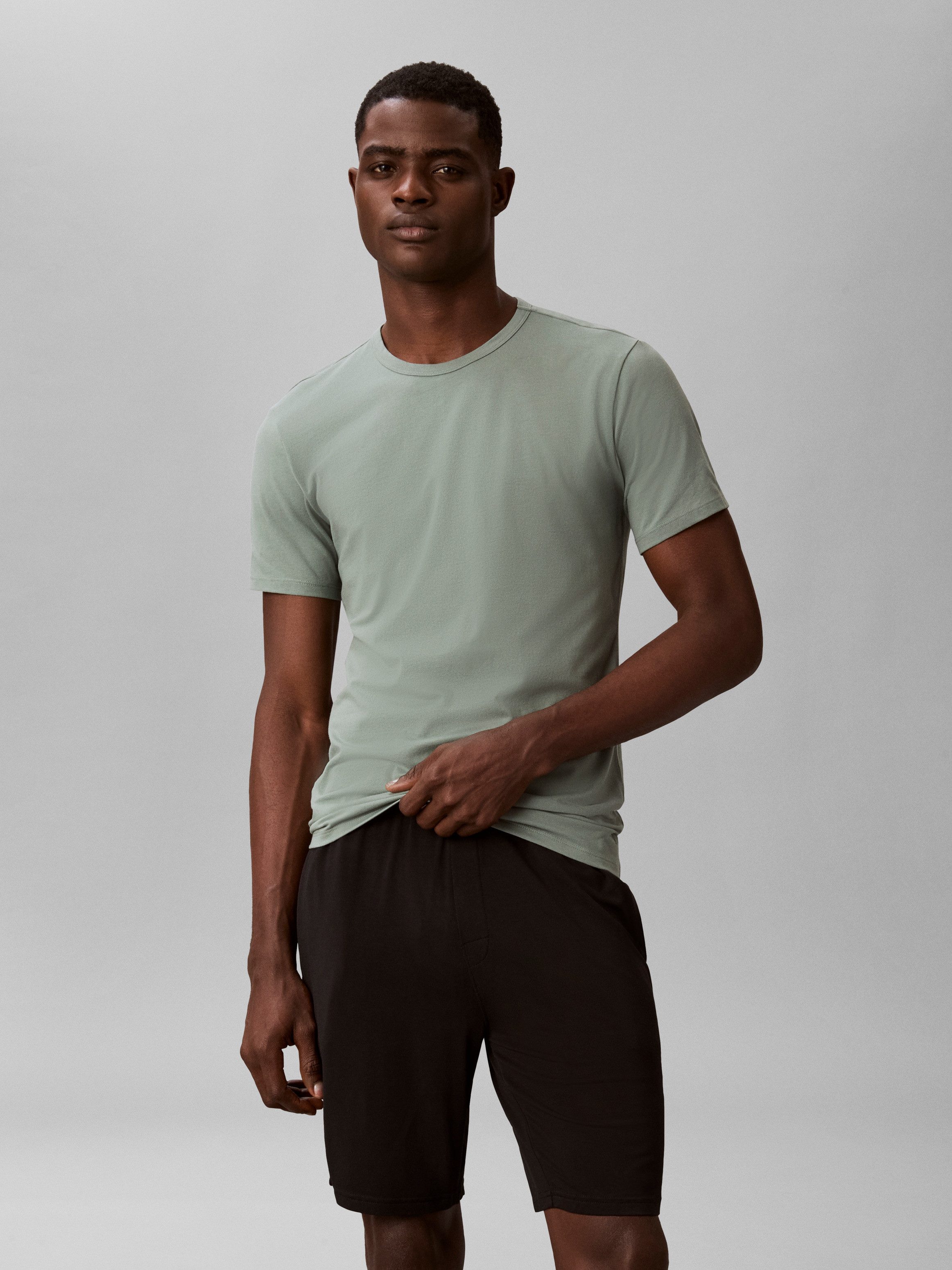 Calvin Klein Underwear T-Shirt SHORT SLEEVE CREW NECK 3PK (Packung, 3-tlg., 3er-Pack) mit Logo am Saum