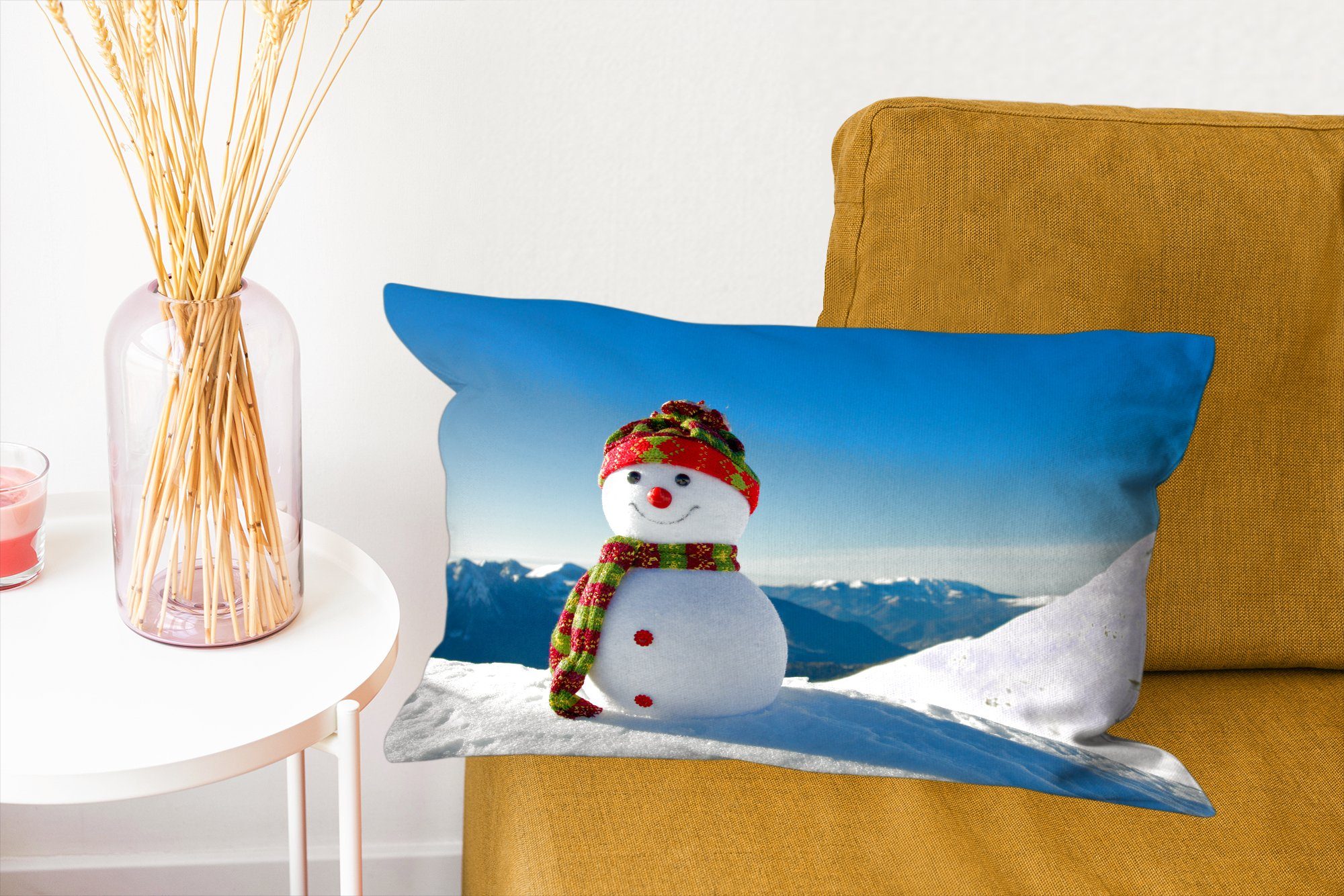 Winter, verschneiten Wohzimmer Weihnachtspuppe Landschaft im Schlafzimmer MuchoWow Dekoration, der Zierkissen, Füllung, mit Dekokissen Eine in Dekokissen