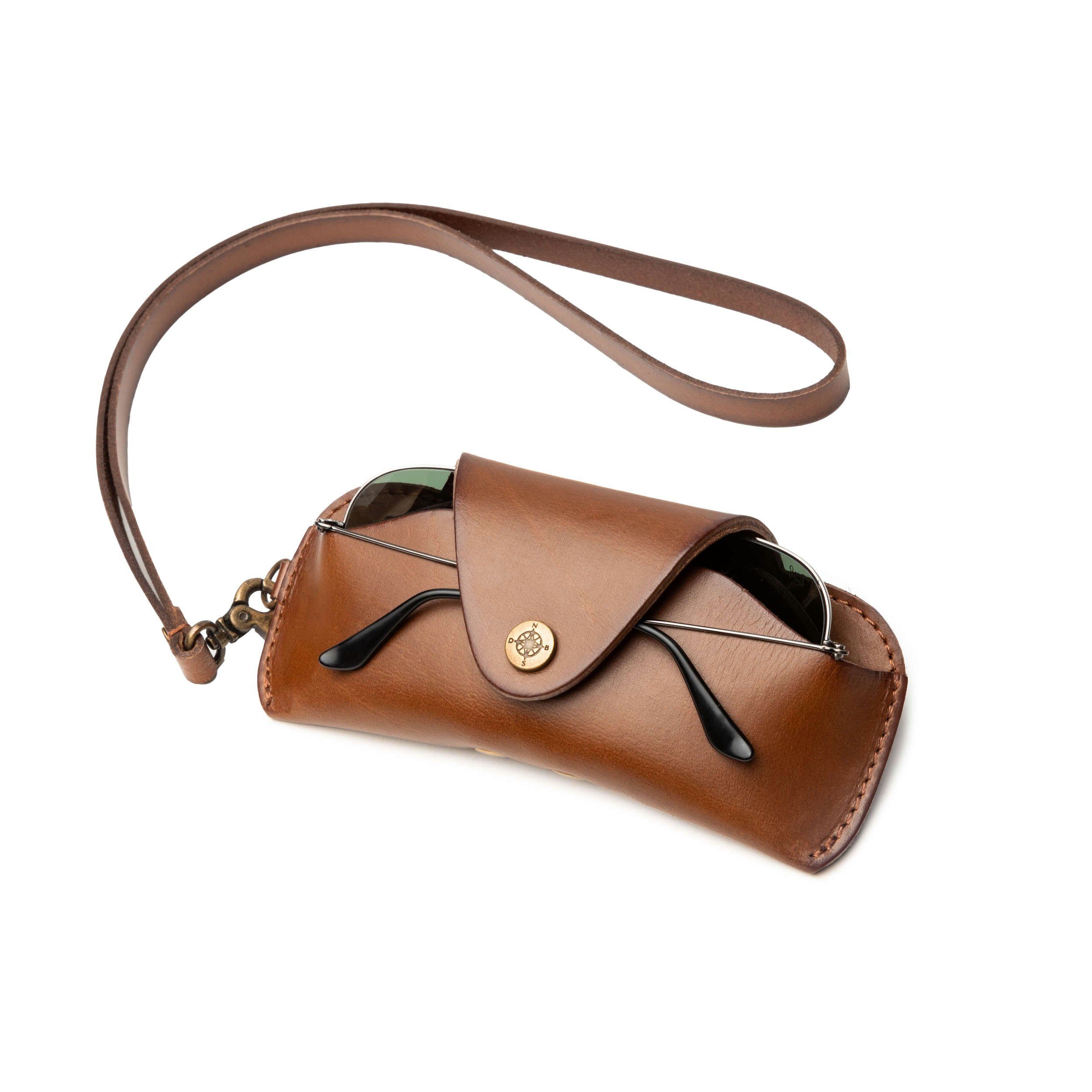 DRAKENSBERG Brillenetui »Evan« zum Umhängen, Universal-Lederetui zur Aufbewahrung von Sonnen- und Korrekturbrillen