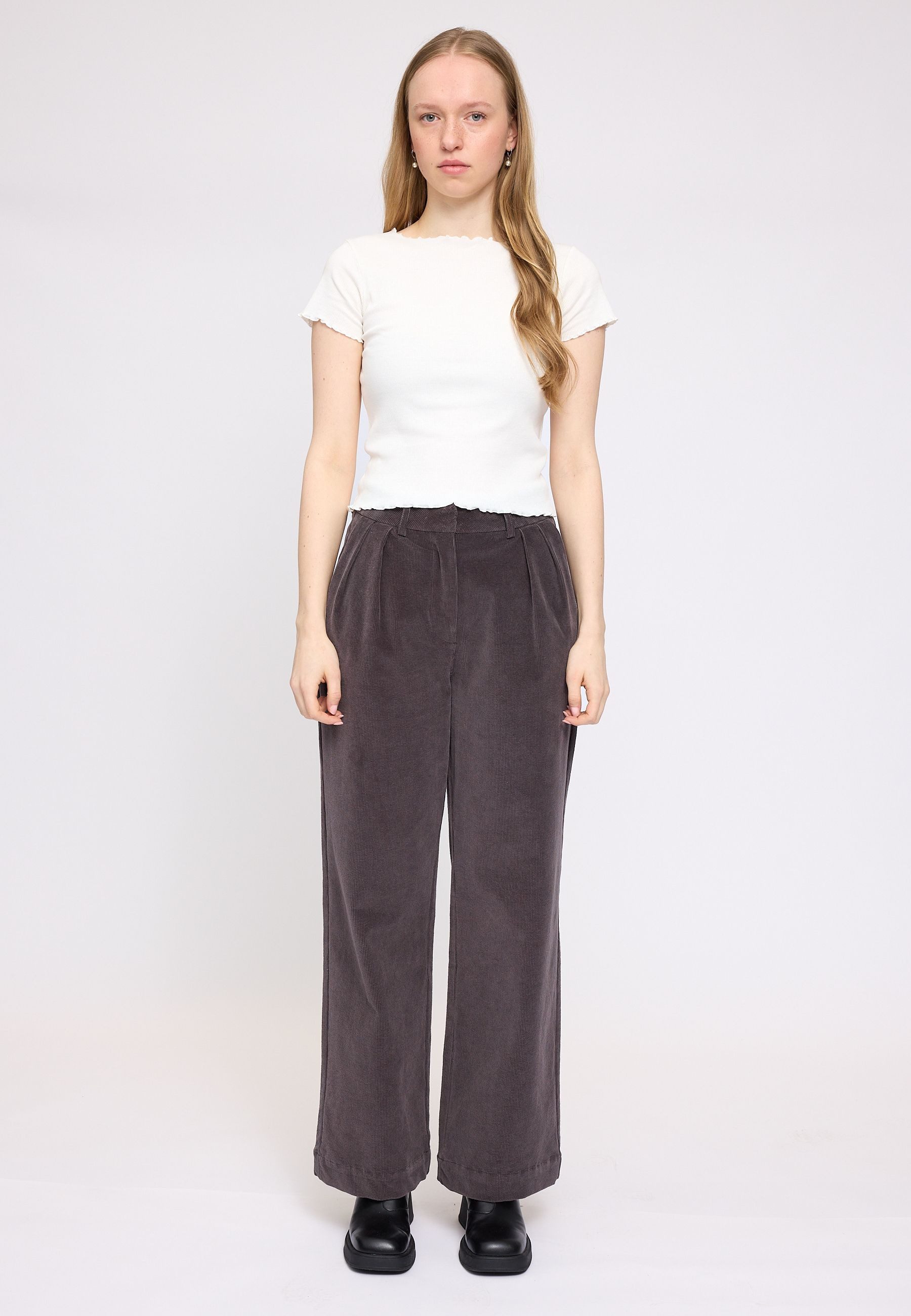 MAZINE T-Shirt Babylock Hems