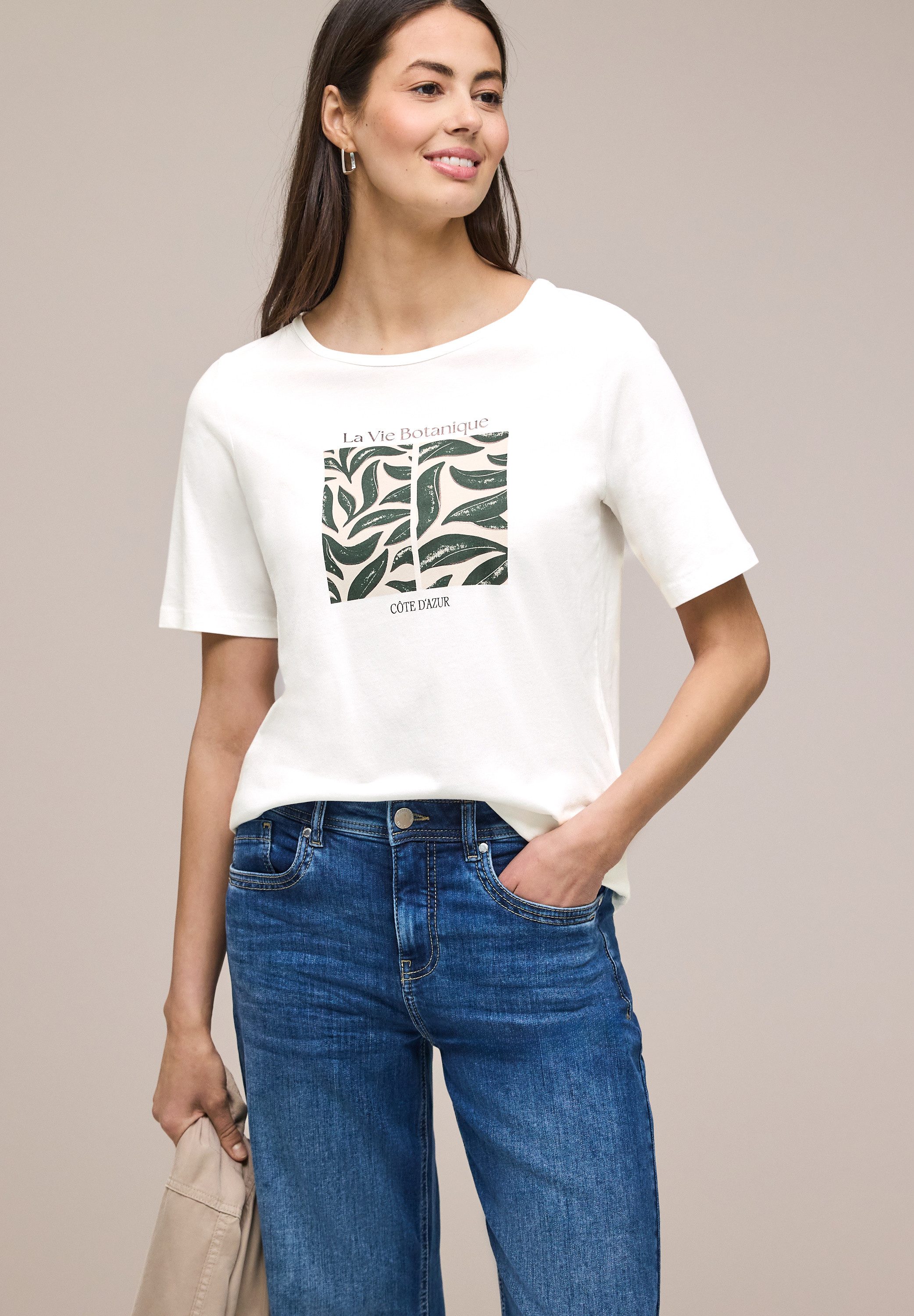 T-Shirt Style Lea