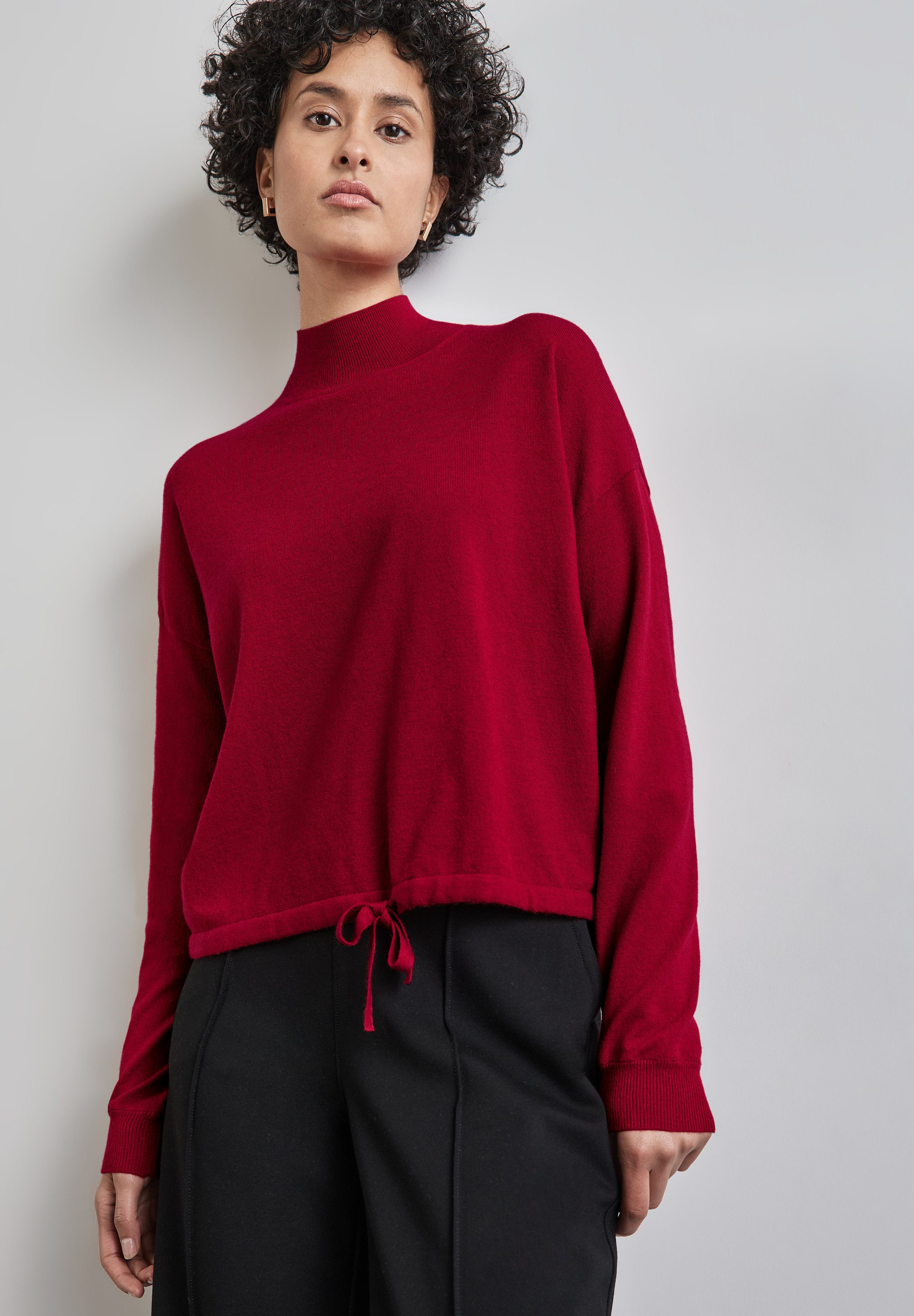 Stehkragenpullover