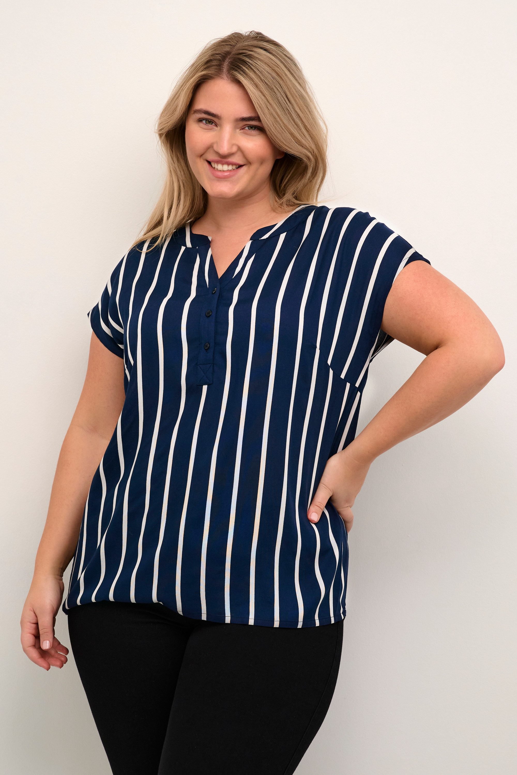 KAFFE Curve Kurzarmbluse Ärmellose Bluse KCsida Große Größen günstig online kaufen