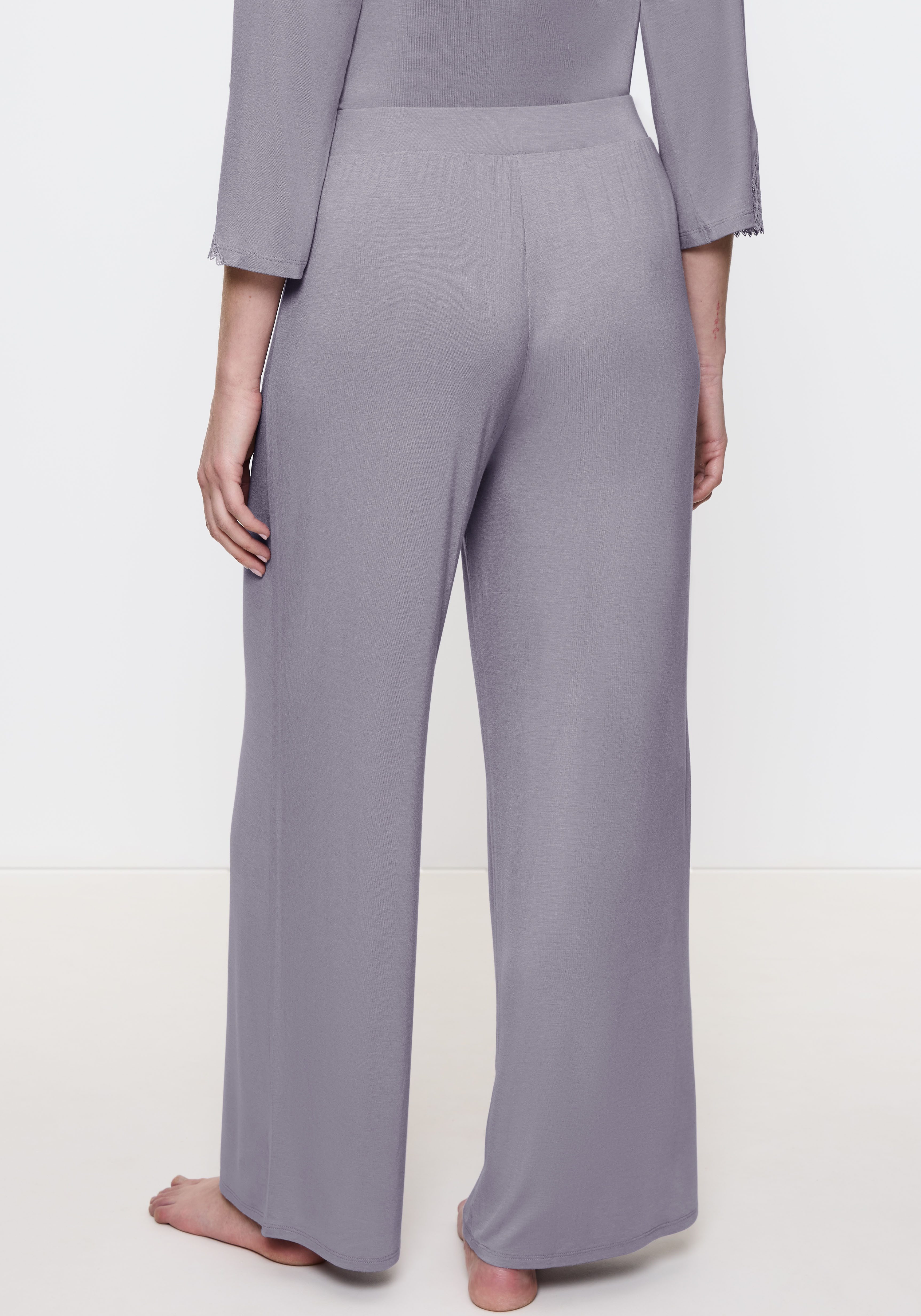 Triumph Pyjamahose Aura Spotlight Trousers weiches Stretchmaterial, atmungsaktiv