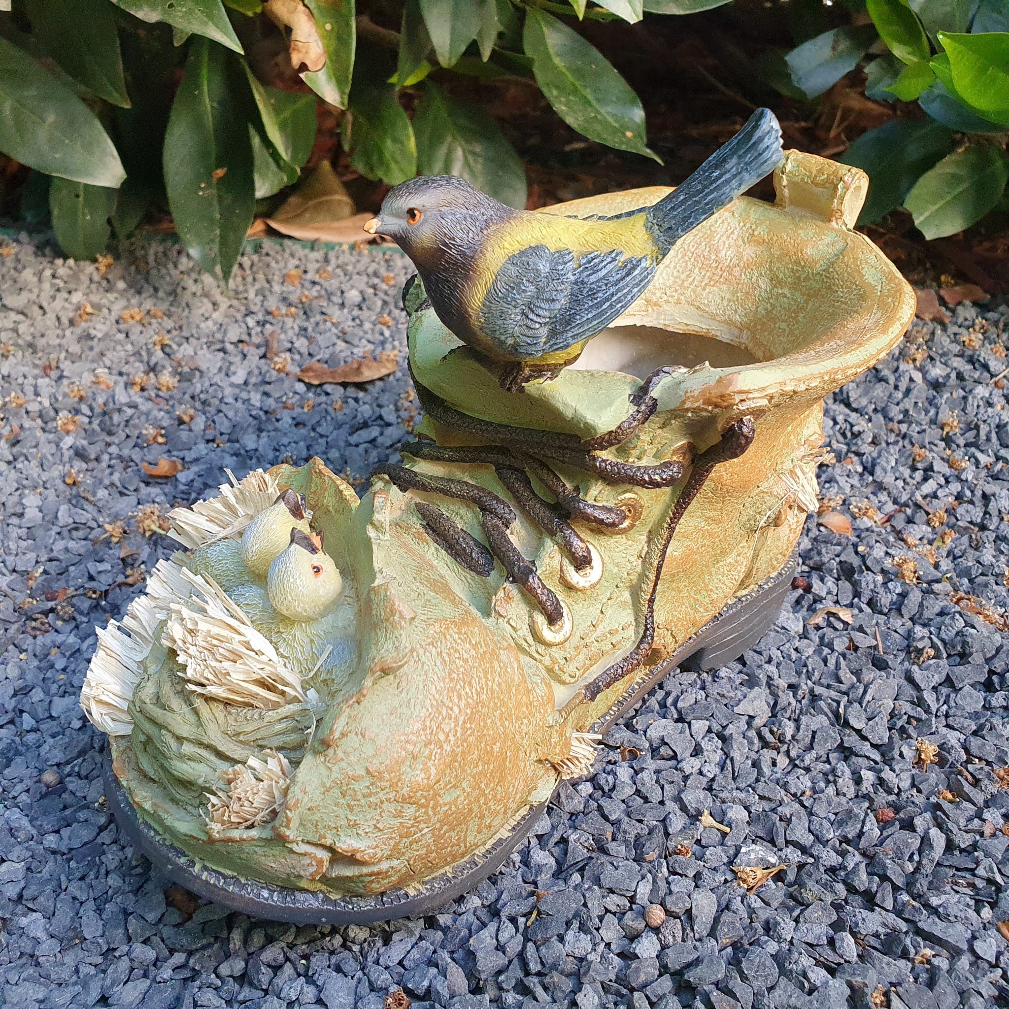 Aspinaworld Gartenfigur Pflanzschuh mit Vogelnest zum günstig online kaufen